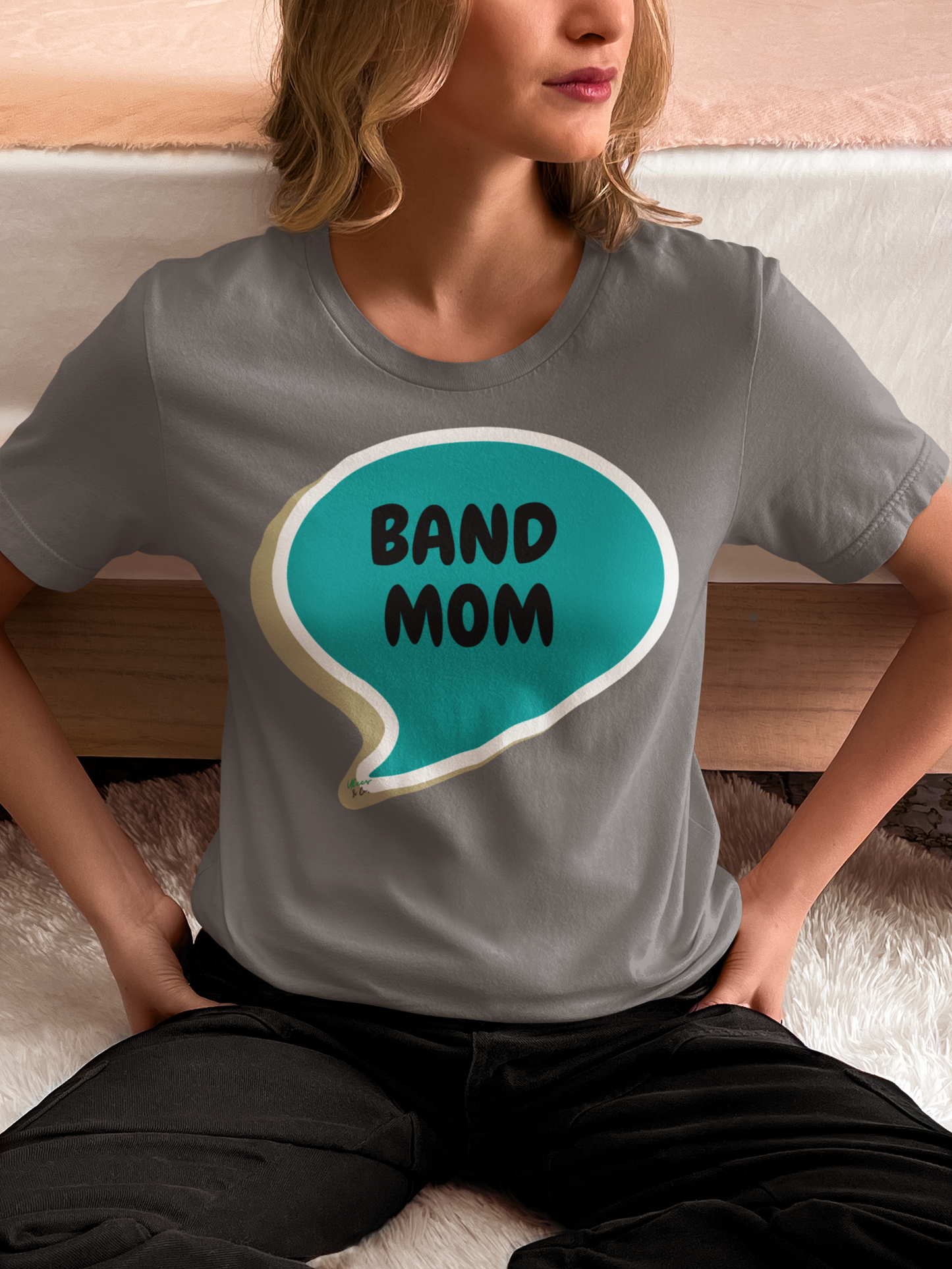 UNIQUE MOM GIFT BAND MOM T-SHIRT THANK YOU MOM GIFTS IN SPEECH BUBBLE GRAPHIC UNISEX T-SHIRT MOTHER'S DAY TEES BIRTHDAY GIFT FOR WOMAN MOMS SHIRTS GIFTS FOOTBALL MOM TSHIRTS GIFT FOR MOMS SHIRTS FOR AUNTS TEES FOR SISTERS GIFT FOR DAUGHTER