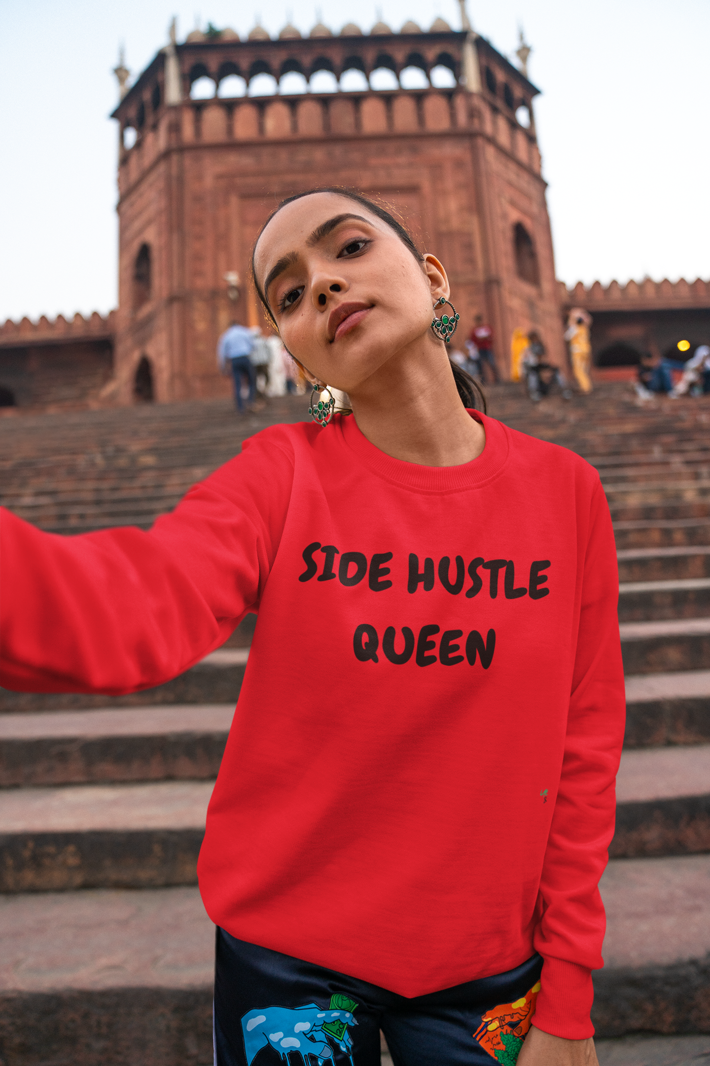 SIDE HUSTLE QUEEN SWEATSHIRT IN TEXT ONLY GRAPHIC UNISEX CREWNECK PULLOVER SWEATSHIRT ENTREPRENEUR SWEATSHIRTS SWEATER  SIDE HUSTLE JOBS SWEATSHIRTS FOR WOMEN SWEATSHIRTS FOR MEN GIFT IDEAS