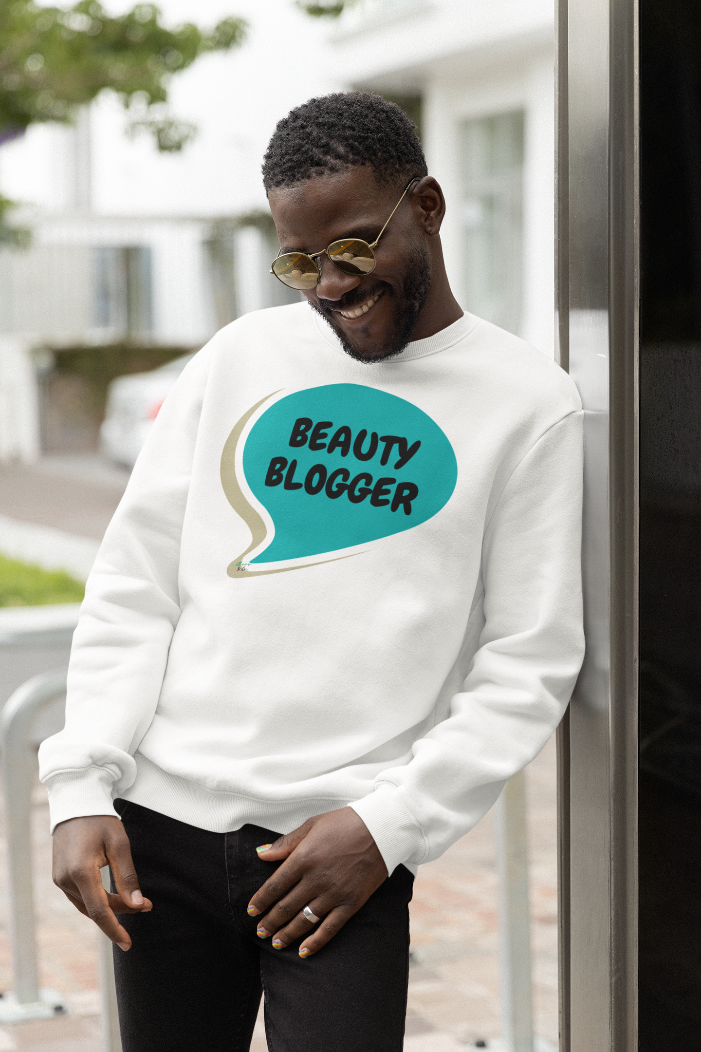 BEAUTY BLOGGER IN SWEATSHIRT IN SPEECH BUBBLE GRAPHIC UNISEX CREWNECK PULLOVER SWEATSHIRT FUNNY SAYINGS SWEATSHIRTS SWEATER SARCASTIC SAYINGS SWEATSHIRTS FOR WOMEN SWEATSHIRTS FOR MEN GIFT IDEAS