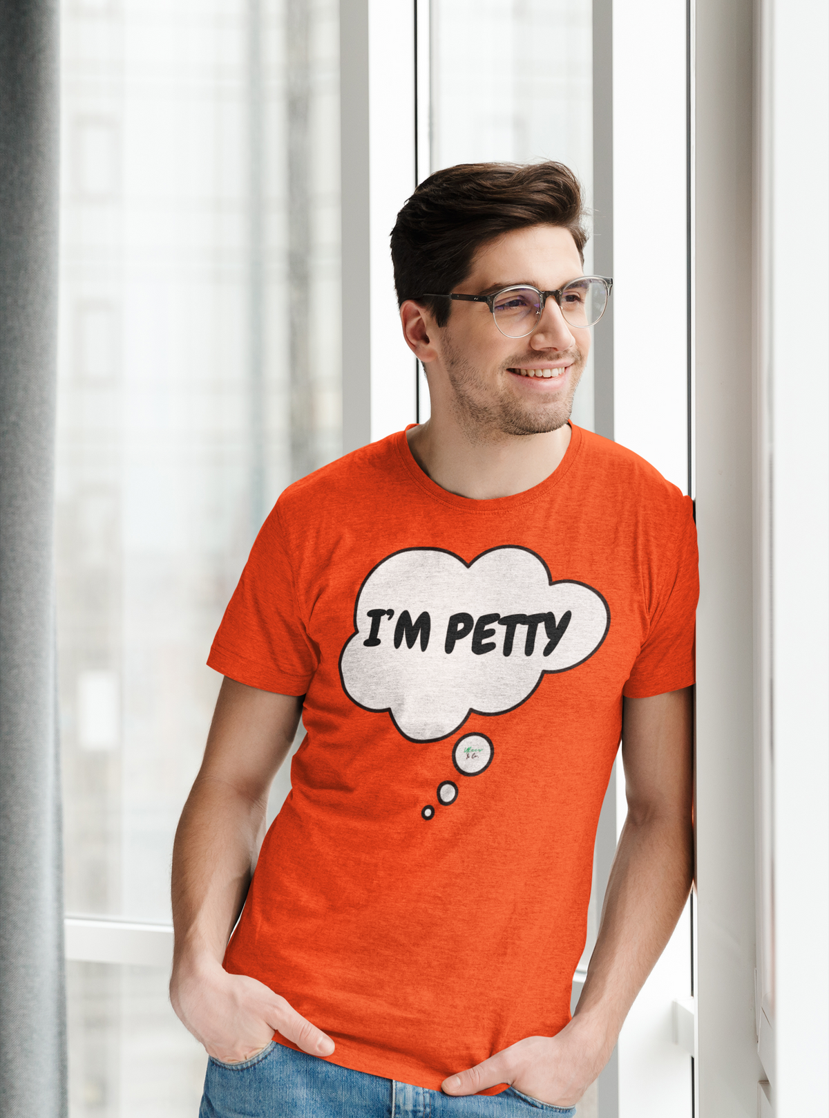 I'M PETTY T-SHIRT UNIQUE GRAPHIC UNISEX IN THOUGHT BUBBLE DESIGN SHIRT CASUAL STREETWEAR FASHION FUNNY SAYINGS TEES SARCASTIC TEES BIRTHDAY GIFTS WOMEN SHIRTS FOR MEN