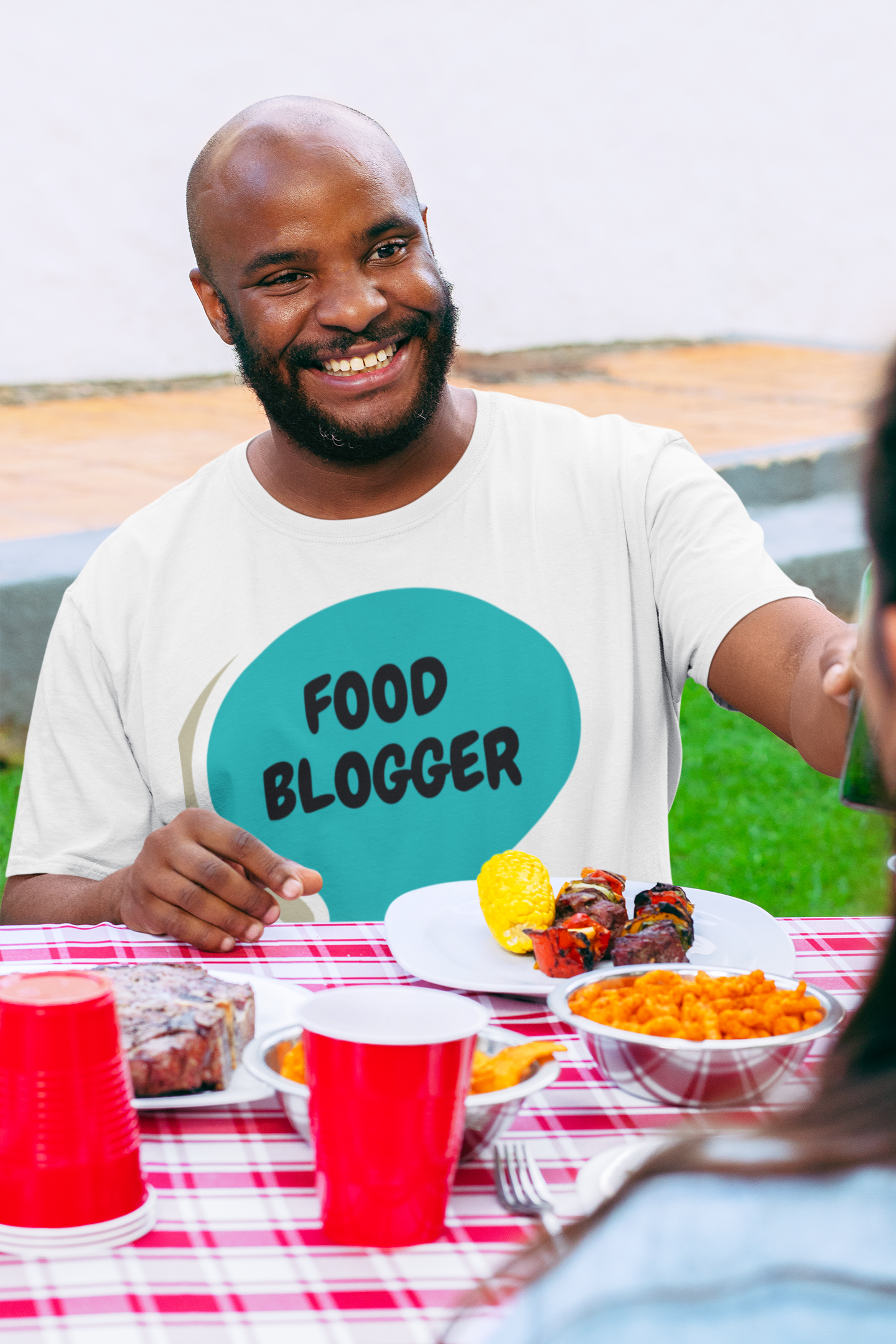 FOOD BLOGGER IN SPEECH BUBBLE GRAPHIC UNISEX T-SHIRT SARCASTIC SHIRTS SARCASM TEES FUNNY TEES FOR WOMAN SHIRTS GIFTS HILARIOUS SHIRTS FOR MEN AND WOMEN