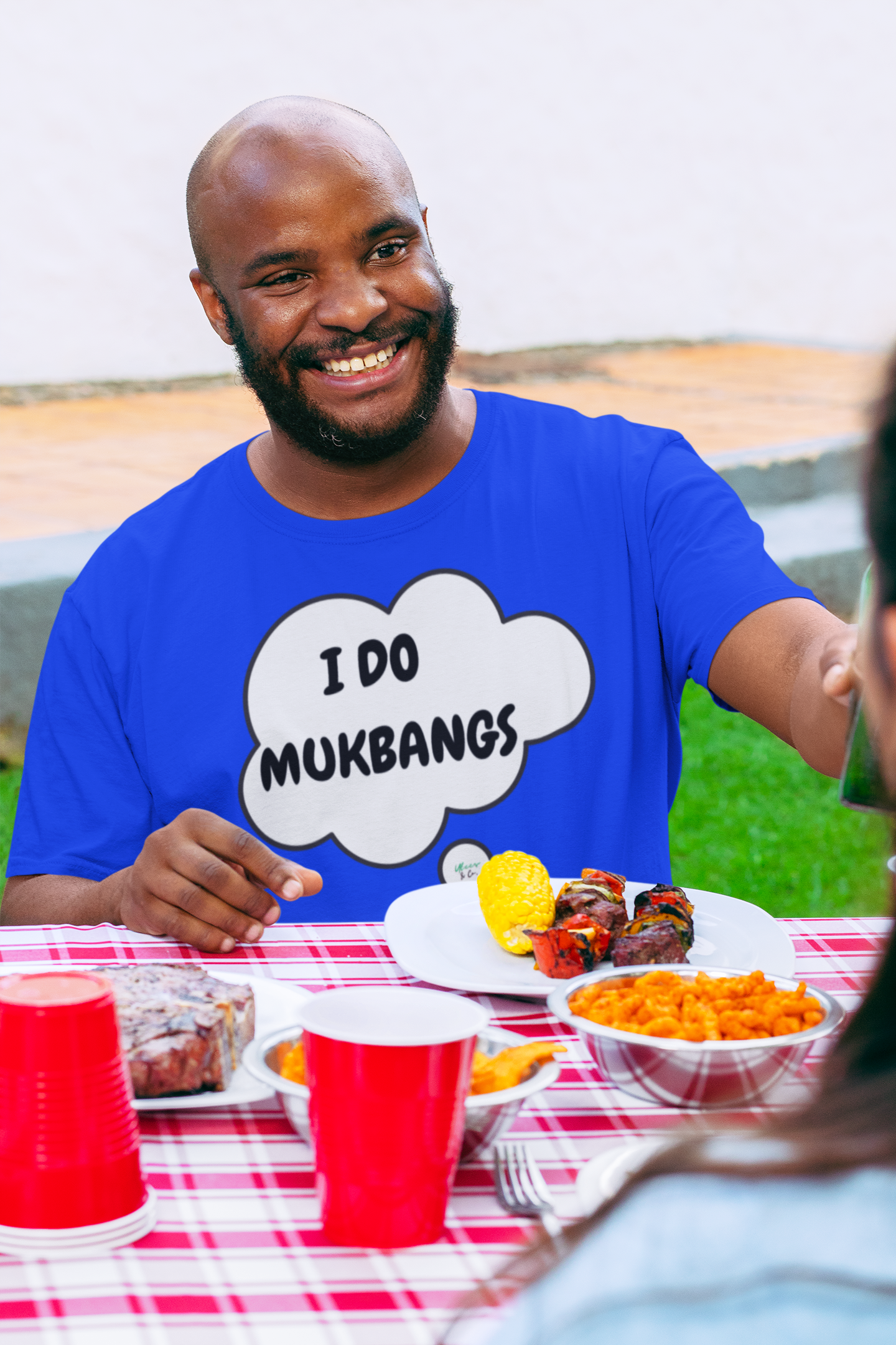 I DO MUCKBANGS T-SHIRT GRAPHIC UNISEX T-SHIRT UNIQUE GIFT SOCIAL MEDIA VIRAL TRENDS CUSTOM GIFT CUSTOM TSHIRT BIRTHDAY GIFT IN THOUGHT BUBBLE TRENDING MEME SHIRT FOR WOMEN SHIRT FOR MEN