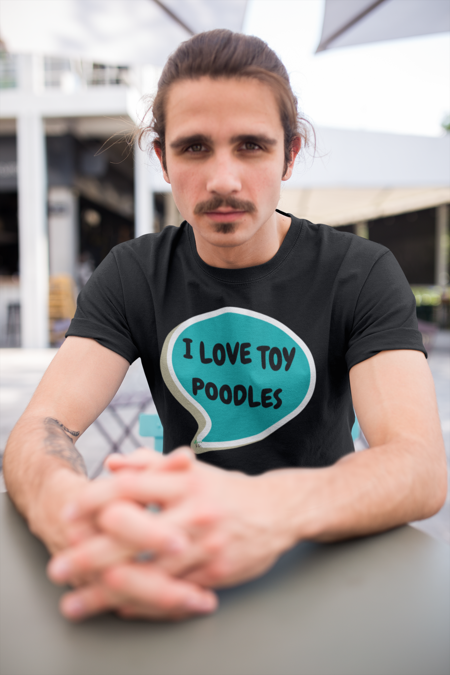 I LOVE TOY POODLES T-SHIRT UNIQUE GRAPHIC UNISEX SPEECH BUBBLE DESIGN SHIRT STREETWEAR FASHION PET GIFTS DOG MOM TEE SHIRTS FOR WOMEN DOG DAD GIFT FOR MEN CLOTHING BRAND PET PARENTS