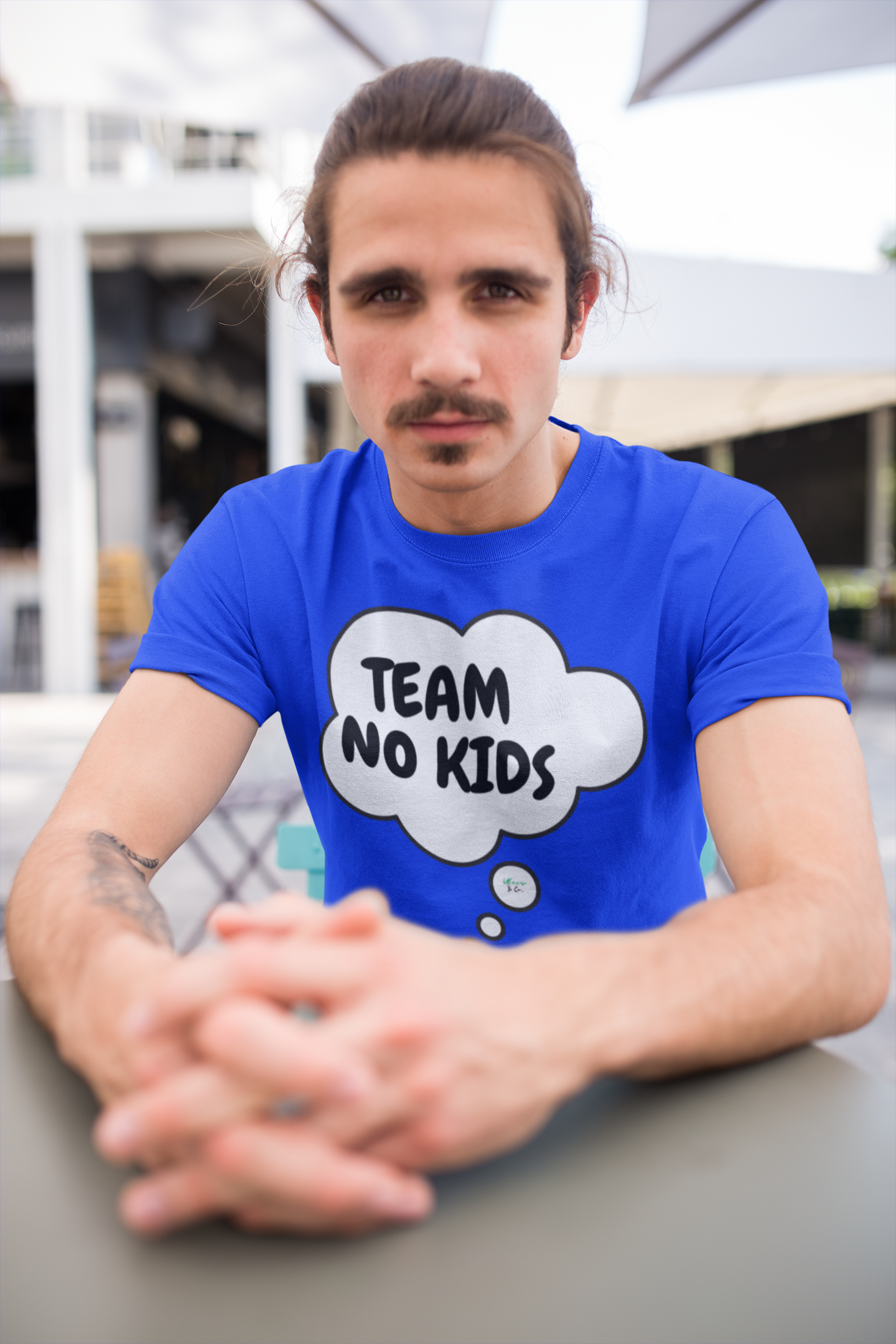 TEAM NO KIDS T-SHIRT UNIQUE GRAPHIC UNISEX THOUGHT BUBBLE SHIRT STREETWEAR FASHION FUNNY SAYINGS TEES SARCASTIC SAYINGS T-SHIRT HILARIOUS SHIRTS SARCASM TEES BIRTHDAY GIFTS FOR WOMEN GIFT FOR MEN CLOTHING BRAND