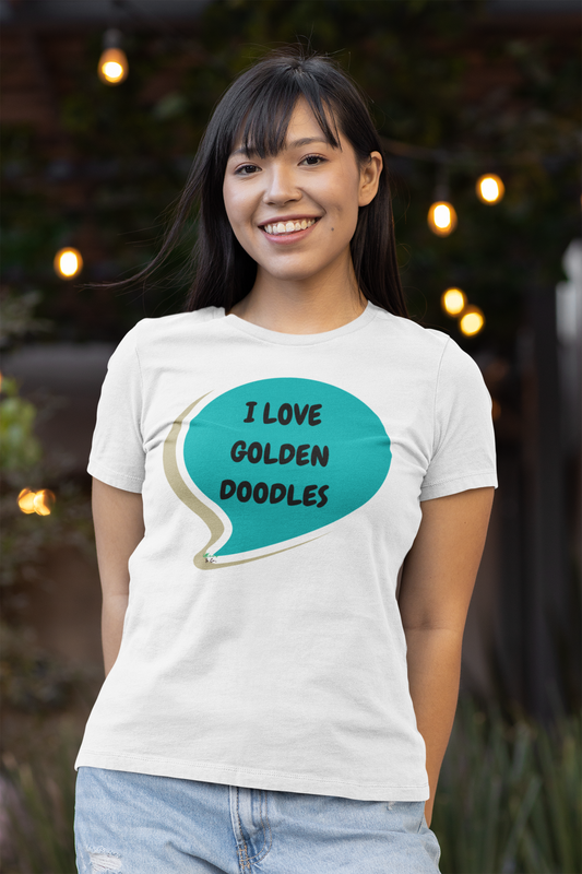 I LOVE GOLDEN DOODLES T-SHIRT UNIQUE GRAPHIC UNISEX SPEECH BUBBLE DESIGN SHIRT STREETWEAR FASHION PET GIFTS DOG MOM TEE SHIRTS FOR WOMEN DOG DAD GIFT FOR MEN CLOTHING BRAND PET PARENTS