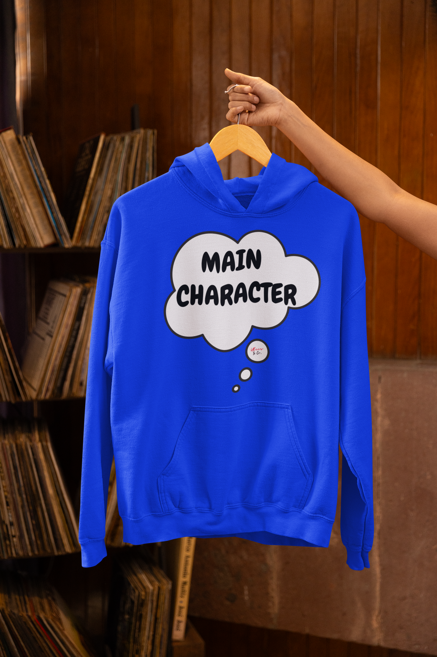 MAIN CHARACTER IN THOUGHT BUBBLE UNISEX PULLOVER HOODIE FOR WOMEN GIFT FOR MEN HOODIES FUNNY SARCASTIC SAYINGS HOODIES