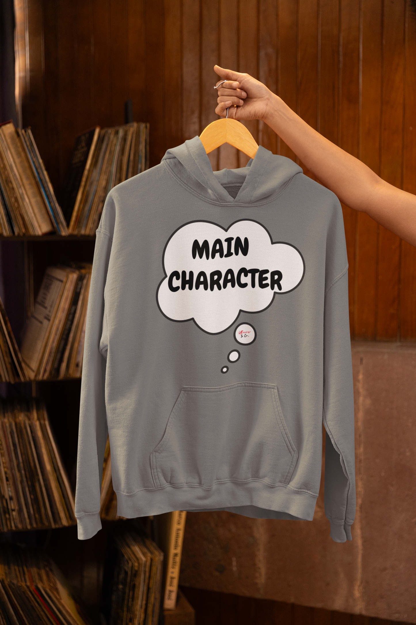 MAIN CHARACTER IN THOUGHT BUBBLE UNISEX PULLOVER HOODIE FOR WOMEN GIFT FOR MEN HOODIES FUNNY SARCASTIC SAYINGS HOODIES