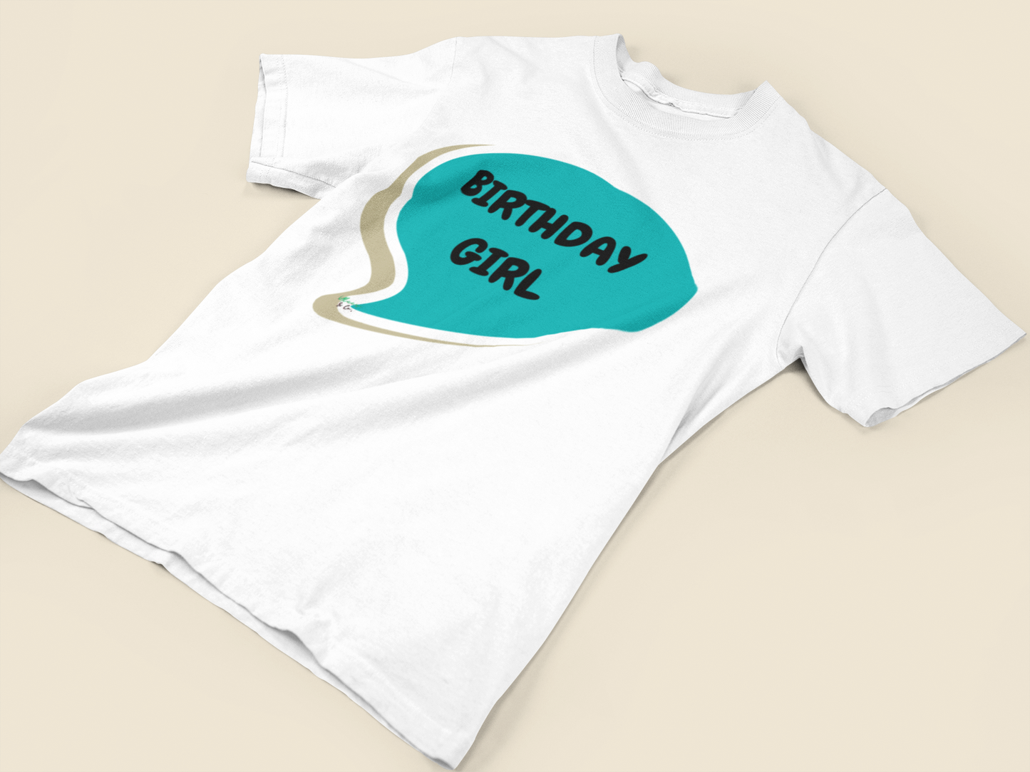 BIRTHDAY GIRL T-SHIRT IN SPEECH BUBBLE GIFT FOR WOMAN BIRTHDAY CELEBRATION HAPPY BIRTHDAY TSHIRT