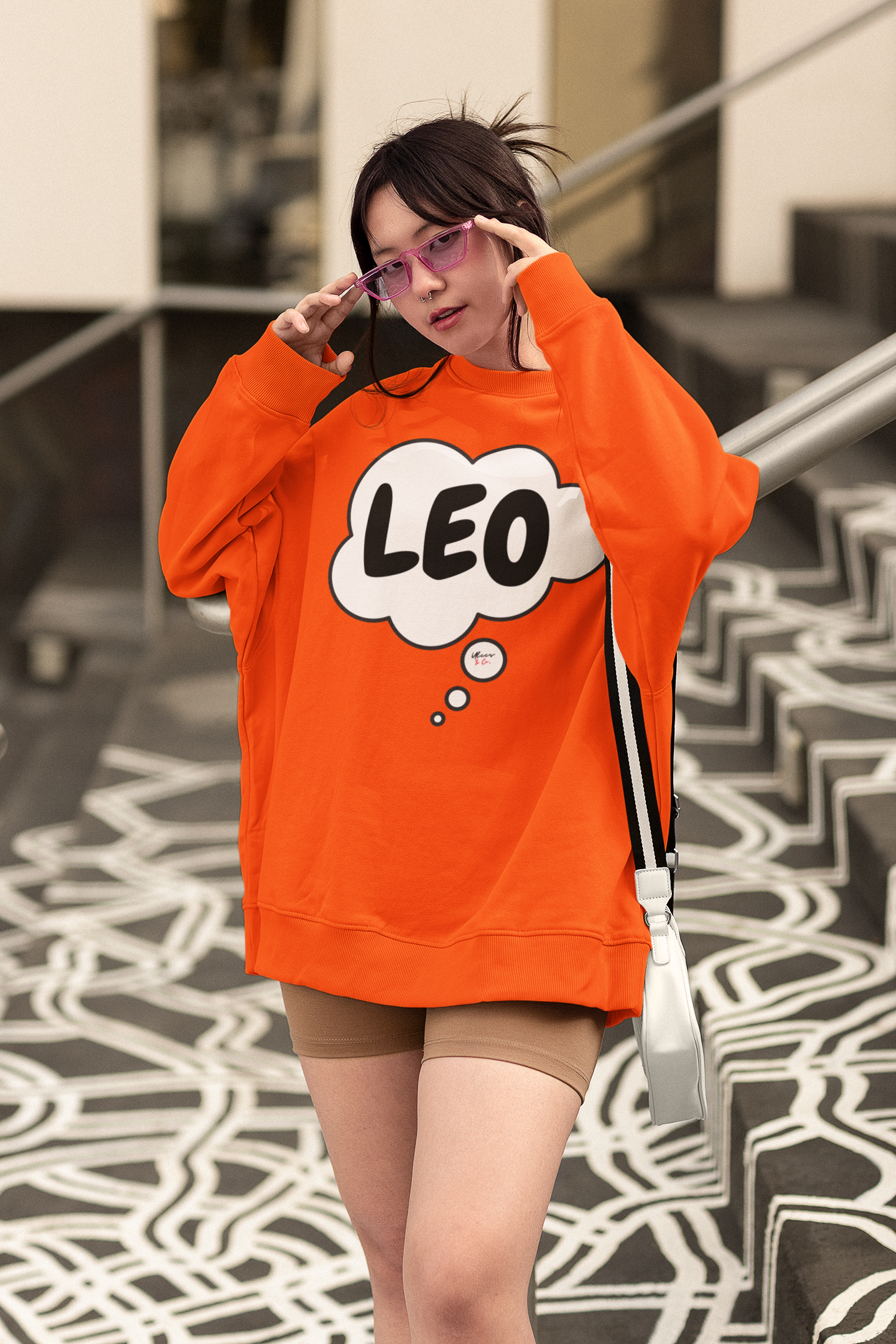 LEO ZODIAC SIGN SWEATSHIRT IN THOUGHT BUBBLE UNISEX CREWNECK PULLOVER SWEATSHIRT LEO ZODIAC SIGN TRENDY SWEATERS BIRTHDAY LEO ZODIAC SIGN GIFTS LEO ZODIAC SYMBOLS SWEATSHIRT LEO ZODIAC SEASON