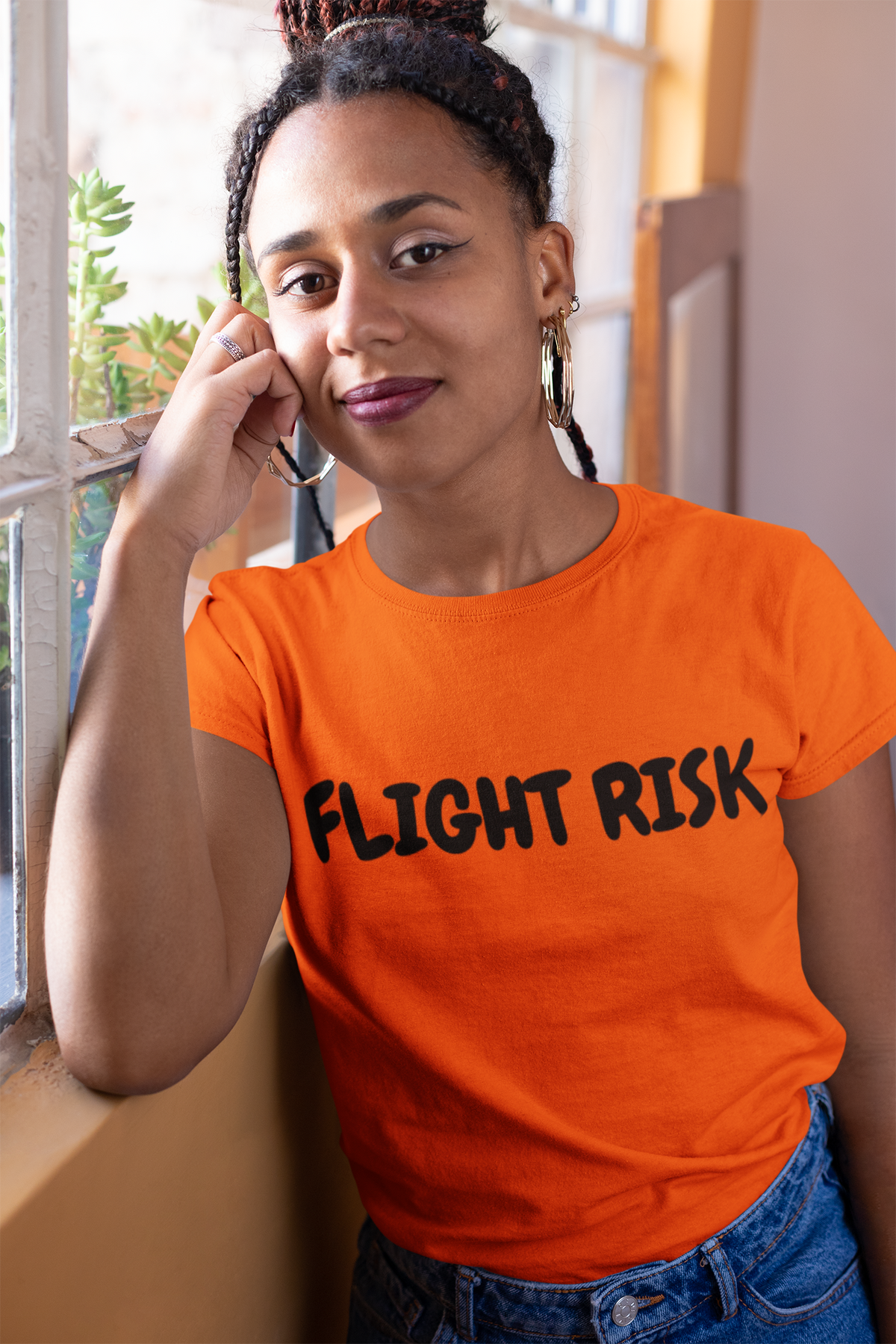 FLIGHT RISK T-SHIRT UNIQUE GRAPHIC UNISEX IN TEXT ONLY DESIGN SHIRT CASUAL STREETWEAR FASHION FUNNY SAYINGS TEES SARCASTIC TEES BIRTHDAY GIFTS WOMEN SHIRTS FOR MEN