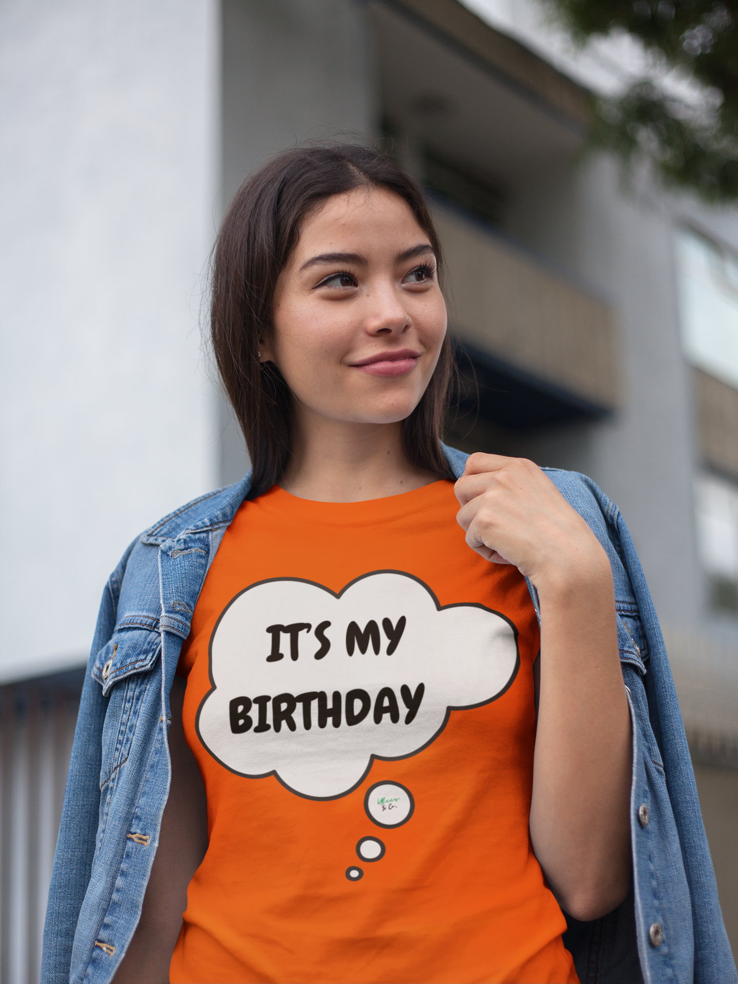 IT'S MY BIRTHDAY T-SHIRT IN THOUGHT BUBBLE UNISEX T SHIRT TO CELEBRATE YOUR BIRTHDAY GIFT FOR MEN GIFT FOR WOMEN