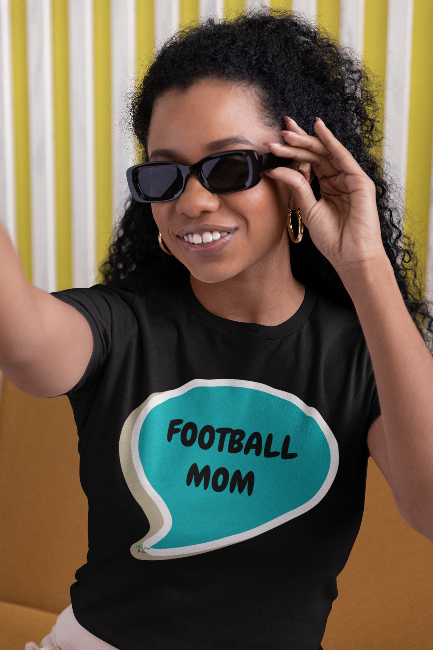 FOOTBALL MOM IN THOUGHT BUBBLE GRAPHIC UNISEX T-SHIRT MOTHER'S DAY TEES GIFT FOR WOMAN MOMS SHIRTS GIFTS FOOTBALL MOM TSHIRTS GIFT FOR MOMS SHIRTS FOR AUNTS TEES FOR SISTERS GIFT FOR DAUGHTER