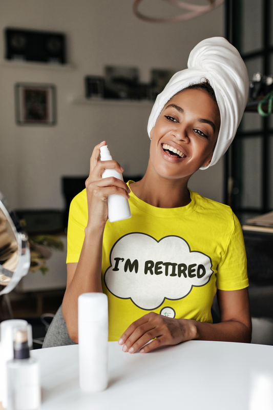 I'M RETIRED T-SHIRT UNIQUE GRAPHIC UNISEX THOUGHT BUBBLE SHIRT STREETWEAR FASHION RETIRED GIFTS TEES RETIREMENT TEES T-SHIRT RETIREMENT GIFTS SHIRTS FOR WOMEN GIFT FOR MEN CONGRATULATIONS GIFTS