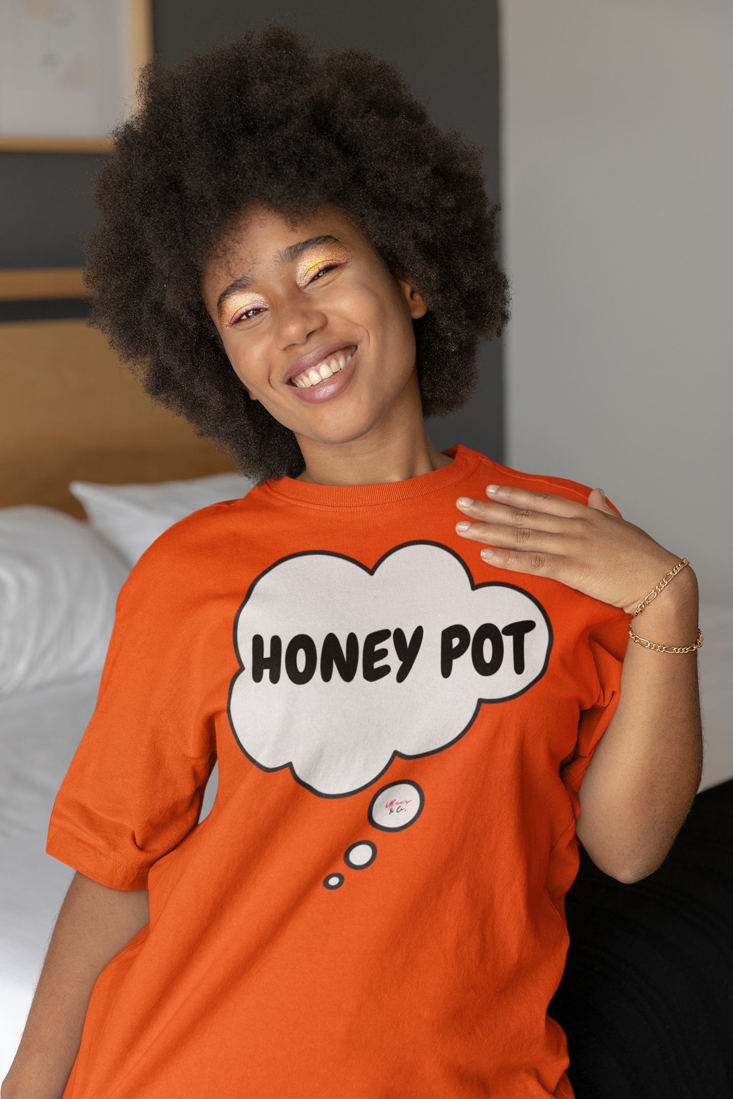 HONEY POT T-SHIRT IN THOUGHT BUBBLE UNISEX TSHIRT FOR MEN SHIRT FOR WOMEN