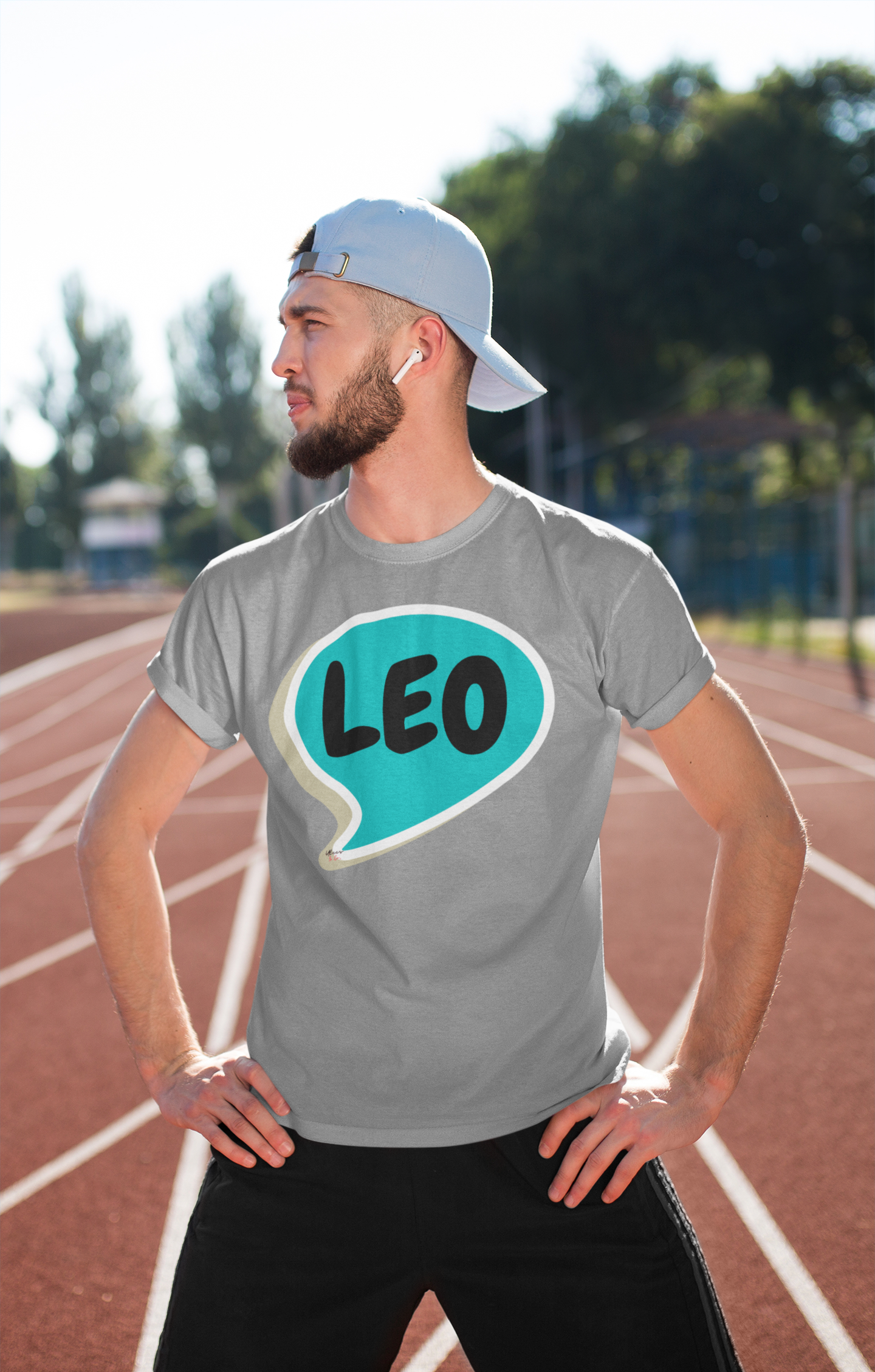 LEO ZODIAC SIGN T-SHIRT IN SPEECH BUBBLE LEO HOROSCOPE ASTRONOMY SIGN UNISEX T SHIRT LEO BIRTHDAY SIGN LEO SEASON TSHIRT GIFT FOR A LEO