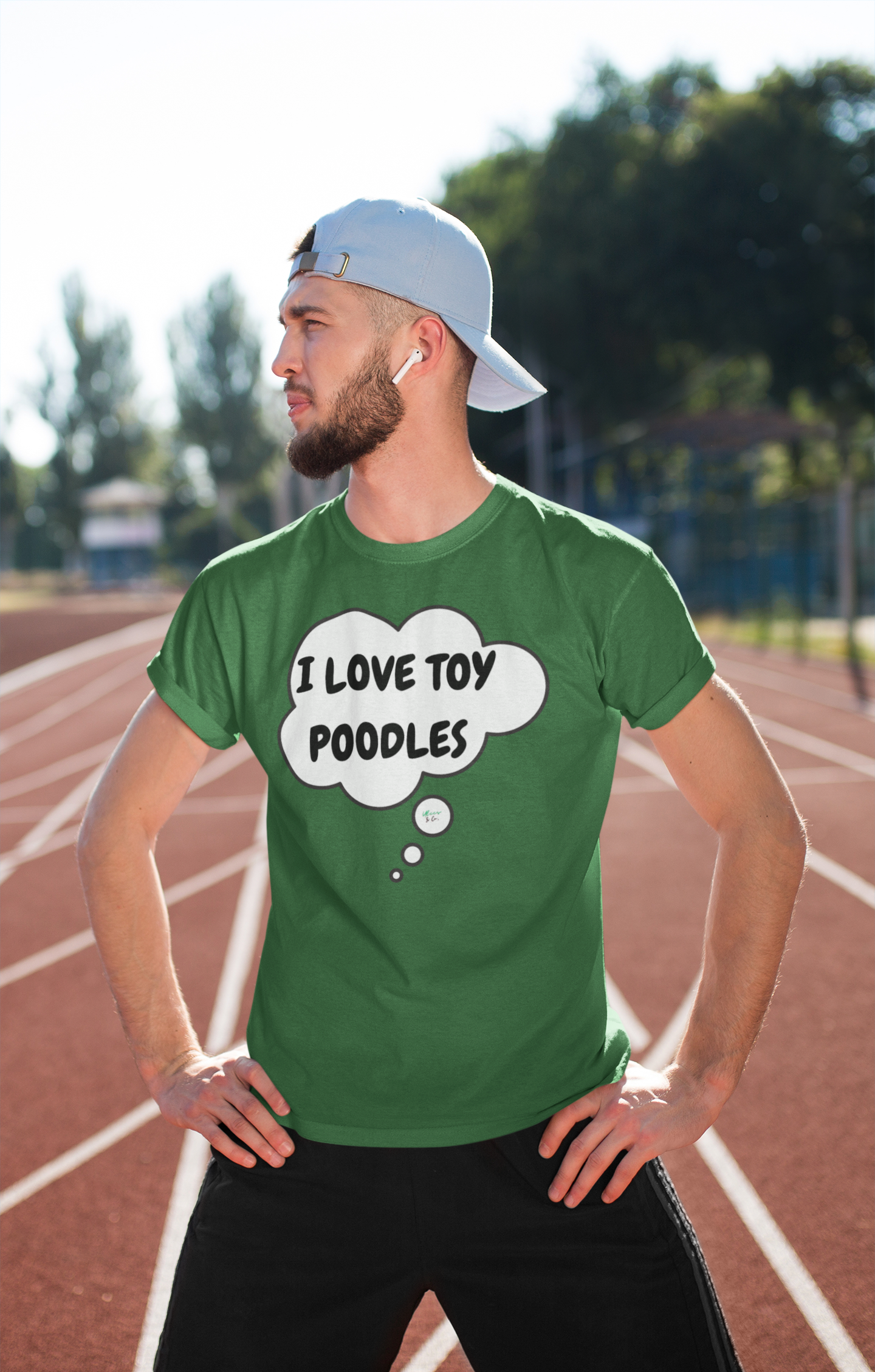 I LOVE TOY POODLES T-SHIRT UNIQUE GRAPHIC UNISEX THOUGHT BUBBLE DESIGN SHIRT STREETWEAR FASHION PET GIFTS DOG MOM TEE SHIRTS FOR WOMEN DOG DAD GIFT FOR MEN CLOTHING BRAND PET PARENTS