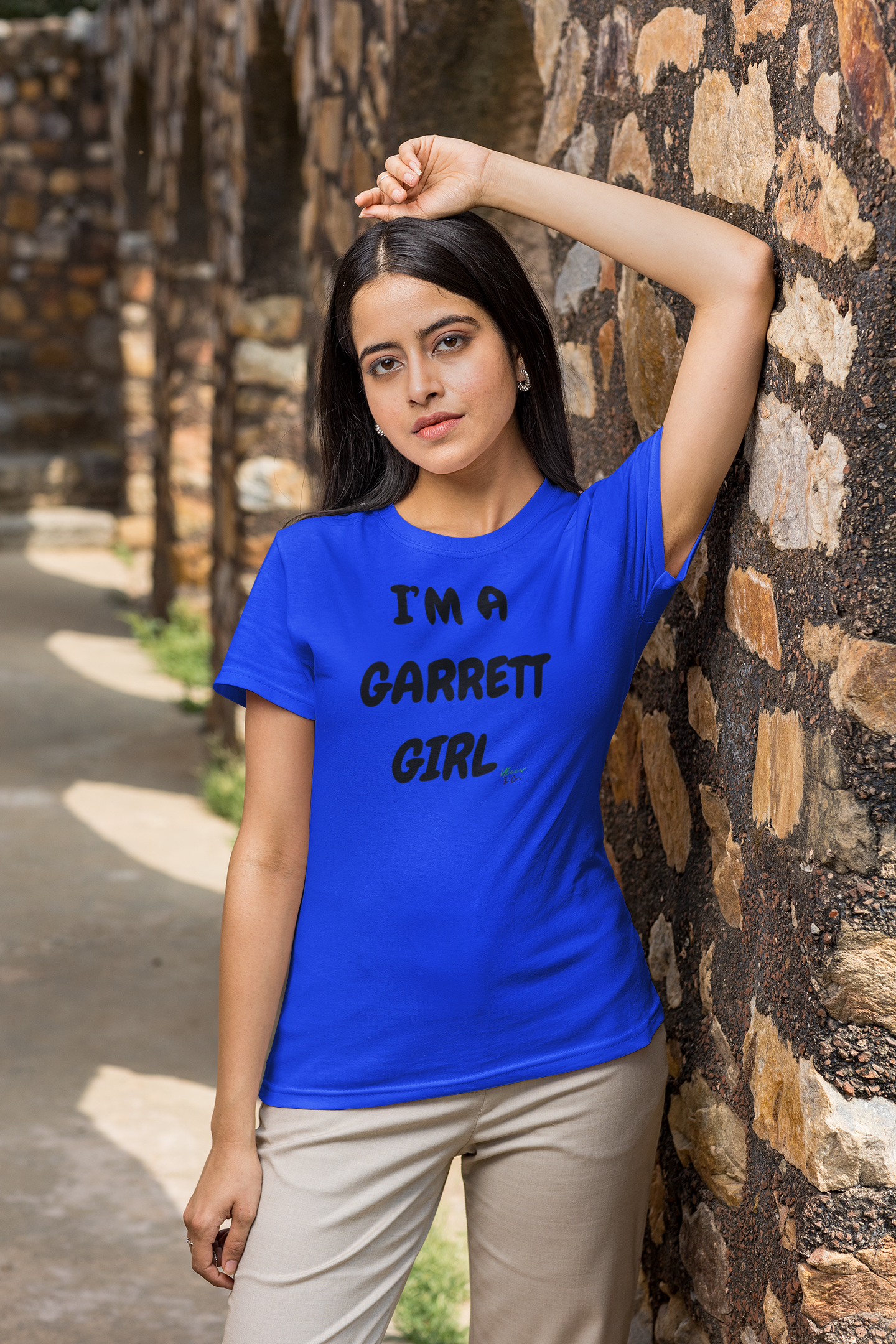 I'M A GARRETT GIRL T-SHIRT HOCKEY PLAYER UNIQUE GRAPHIC UNISEX TEXT ONLY DESIGN SHIRT STREETWEAR FASHION OFF CAMPUS TEES OFF CAMPUS SERIES FOR HOCKEY TEAM FANS T-SHIRT GARRETT GRAHAM CHARACTER TEES GIFTS FOR WOMEN