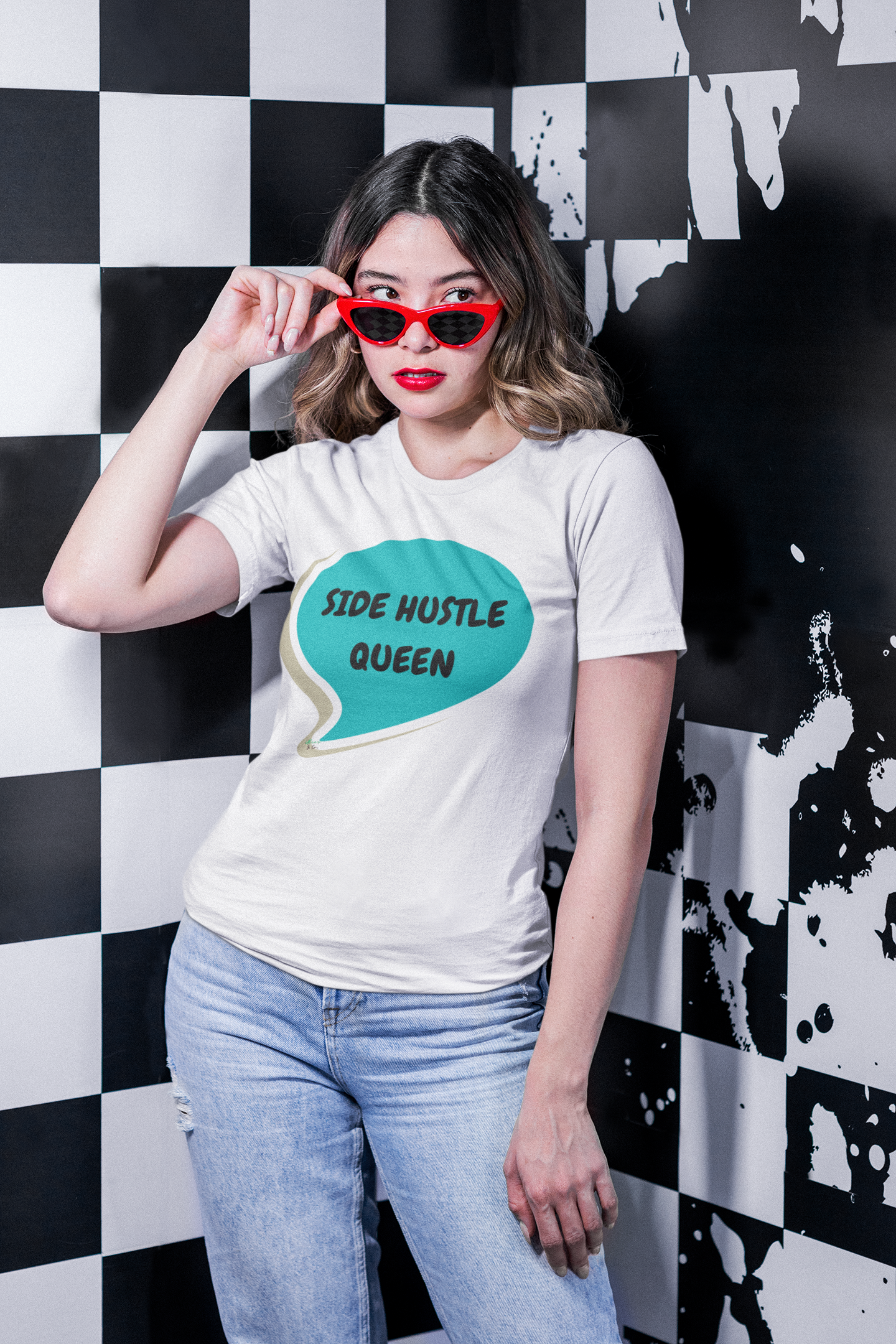 SIDE HUSTLE QUEEN IN SPEECH BUBBLE GRAPHIC UNISEX T-SHIRT ENTREPRENEUR TEES GIFT FOR WOMAN SHIRTS GIFTS SECOND JOBS TSHIRTS SIDE HUSTLE JOBS FOR FOR MEN