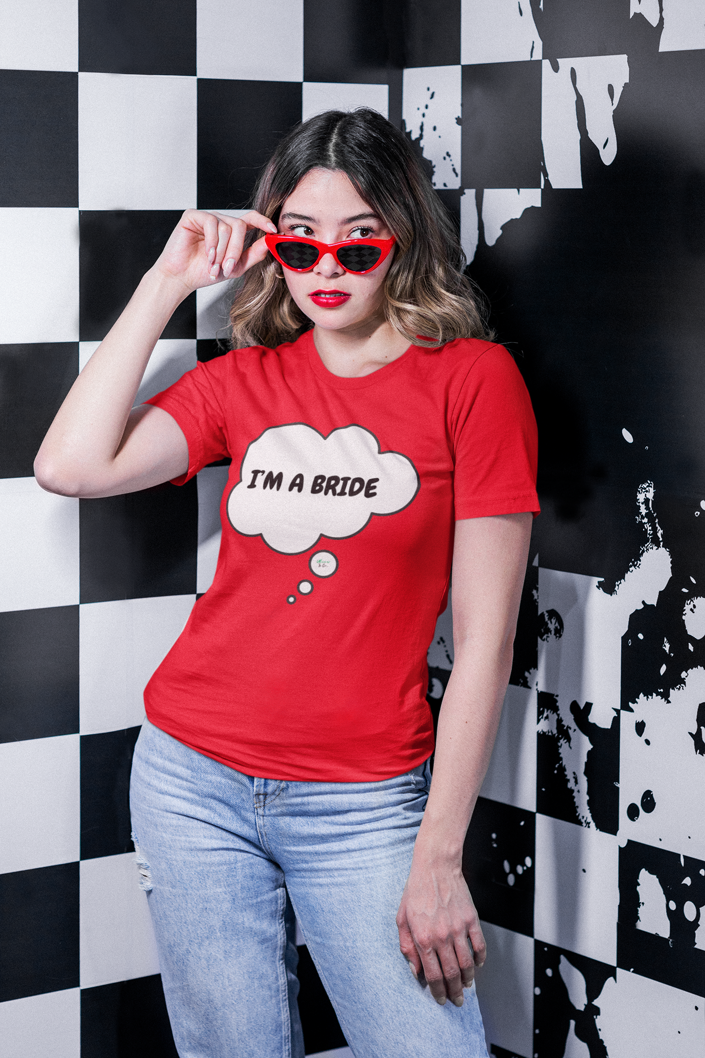 I'M A BRIDE T-SHIRT IN THOUGHT BUBBLE UNISEX TSHIRT GIFT FOR BRIDE GIFT FOR BACHLORETTE PARTY GIFT FOR A GIRLFRIEND OR FIANCÉE GIFT FOR BRIDAL PARTY FUTURE BRIDE T SHIRT
