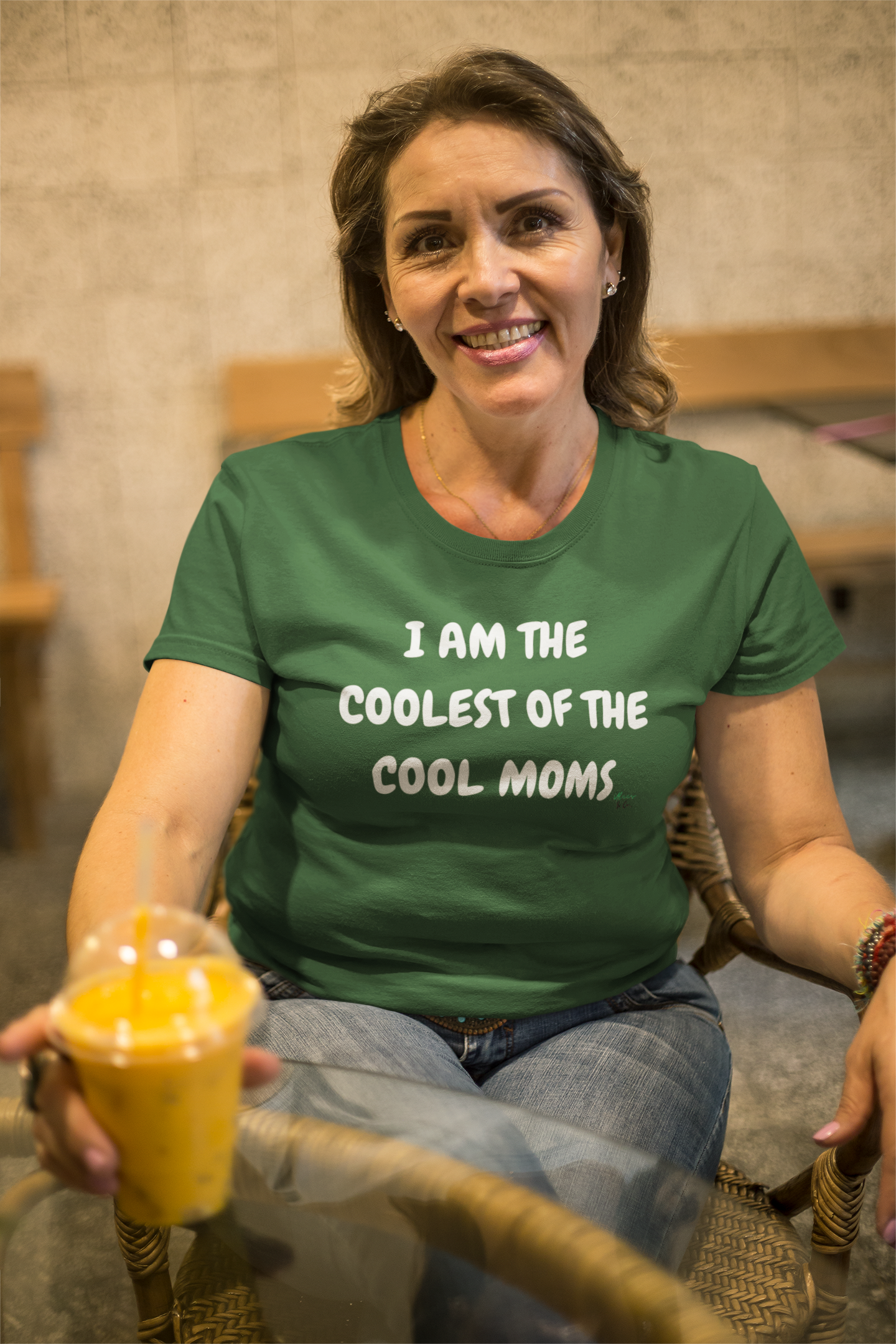 I AM THE COOLEST OF THE COOL MOMS T-SHIRT GRAPHIC UNISEX TSHIRT FUNNY SAYINGS T SHIRT SARCASTIC SAYINGS T-SHIRT SARCASM TEES GIFTS FOR WOMEN GIFT FOR MEN