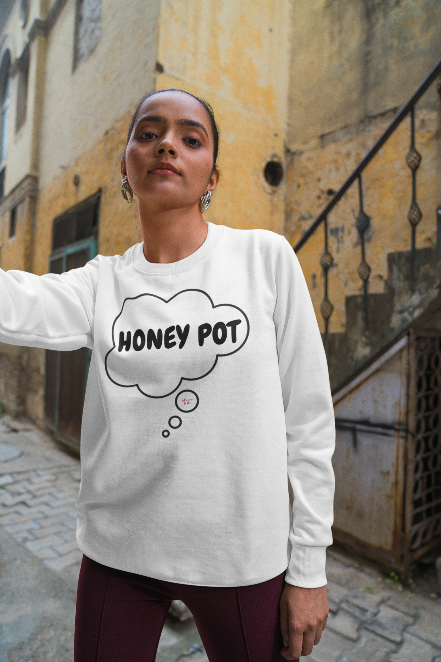 HONEY POT SWEATSHIRT IN THOUGHT BUBBLE UNISEX PULLOVER CREWNECK SWEATSHIRT