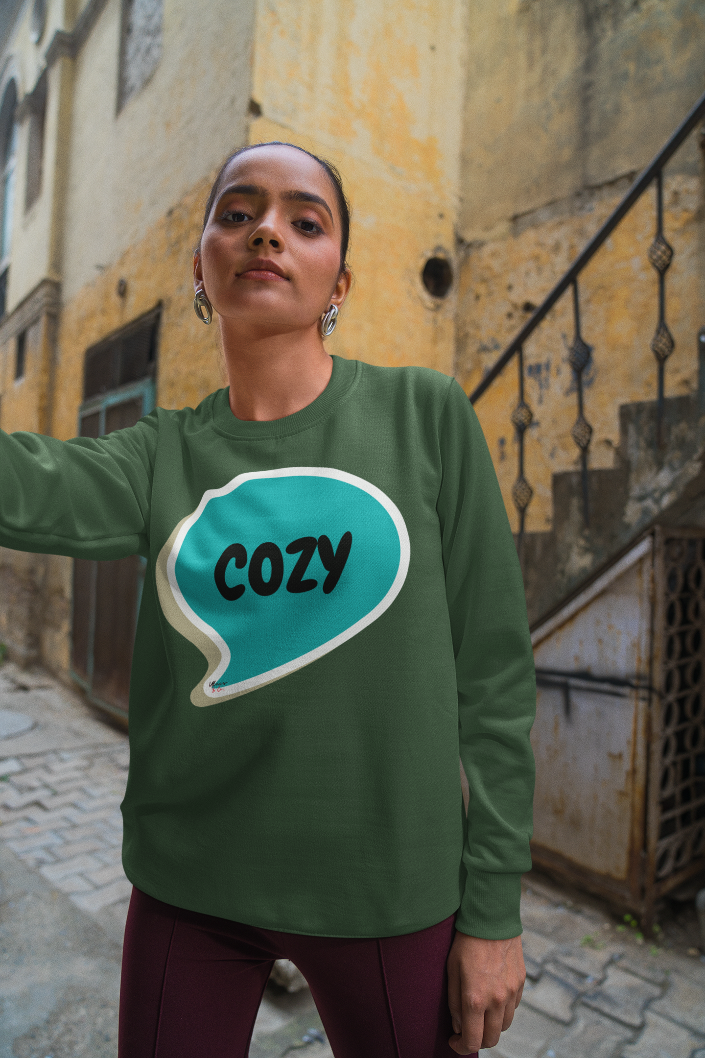 COZY AUTUMN SWEATSHIRTS IN SPEECH BUBBLE FOR FALL SEASON UNISEX PULLOVER CREWNECK SWEATSHIRT GIFT FOR WOMEN SWEATER FALL SEASON FOR MEN AUTUMN VIBES SWEATSHIRTS AS GIFTS