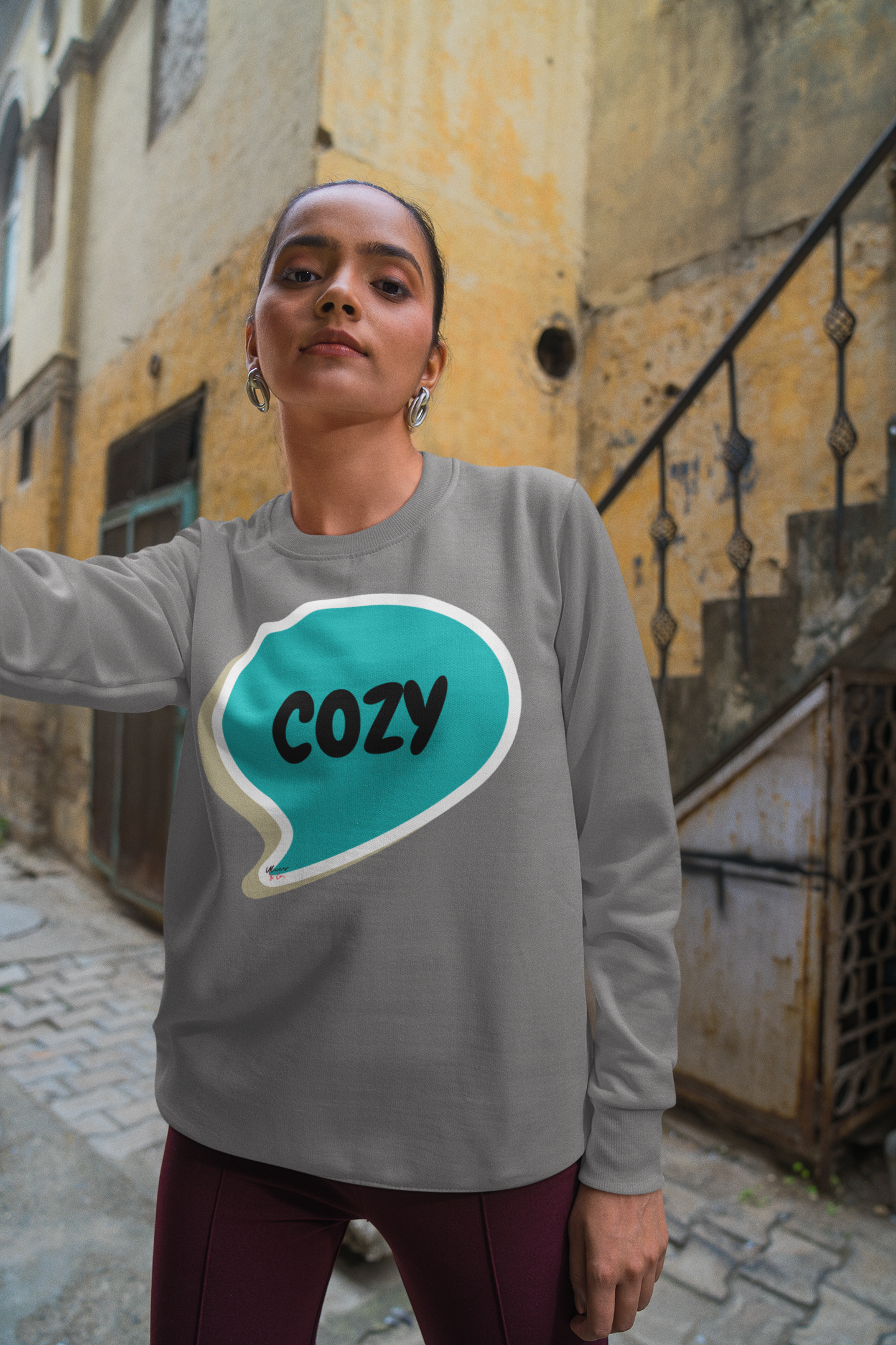 COZY AUTUMN SWEATSHIRTS IN SPEECH BUBBLE FOR FALL SEASON UNISEX PULLOVER CREWNECK SWEATSHIRT GIFT FOR WOMEN SWEATER FALL SEASON FOR MEN AUTUMN VIBES SWEATSHIRTS AS GIFTS