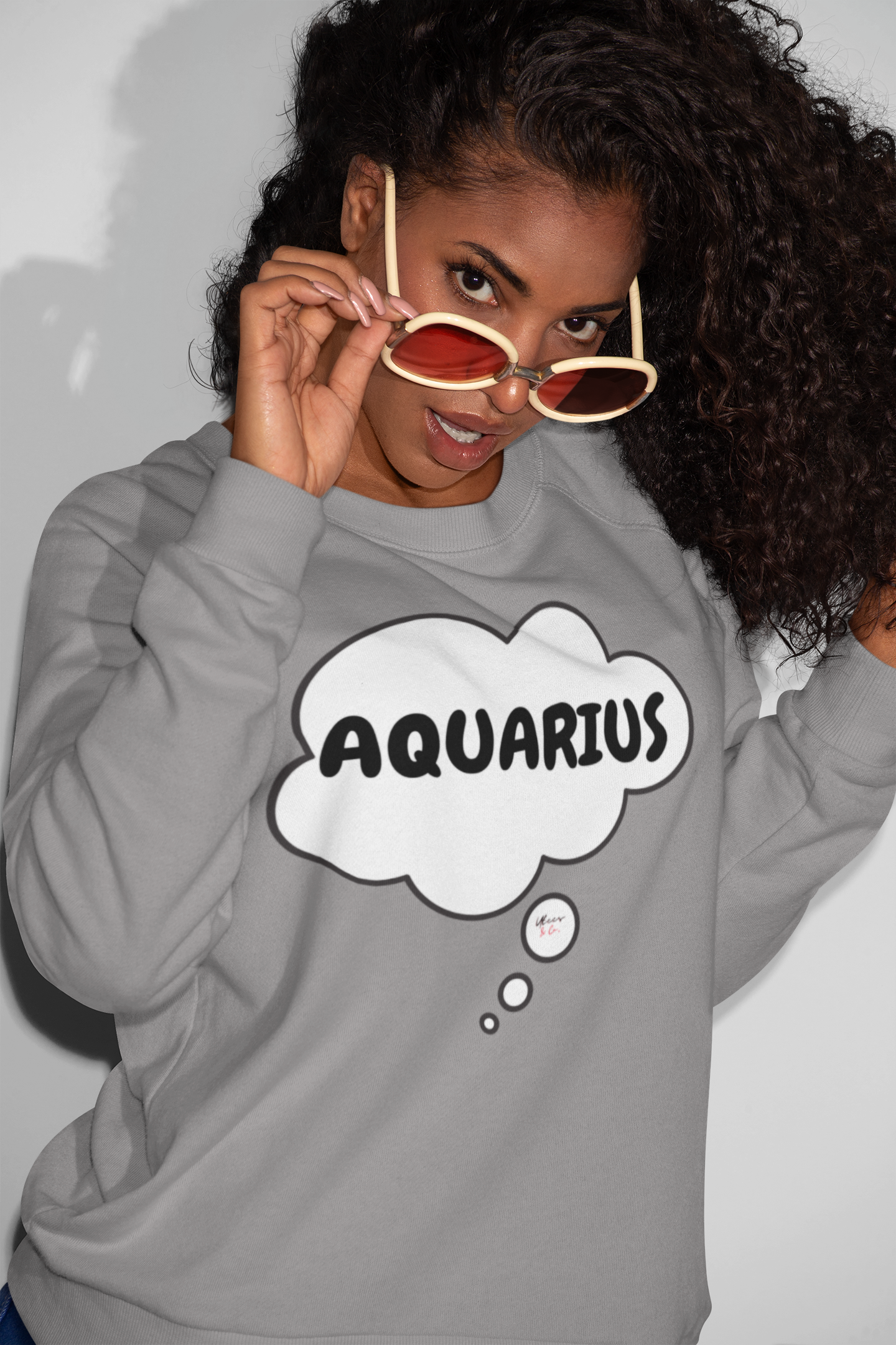 AQUARIUS ZODIAC SIGN IN THOUGHT BUBBLE UNISEX PULLOVER CREWNECK SWEATSHIRT GIFT FOR WOMEN BIRTHDAY AQUARIUS SIGN SWEATSHIRT GIFT FOR MEN HOROSCOPE AQUARIUS SIGN SWEATER