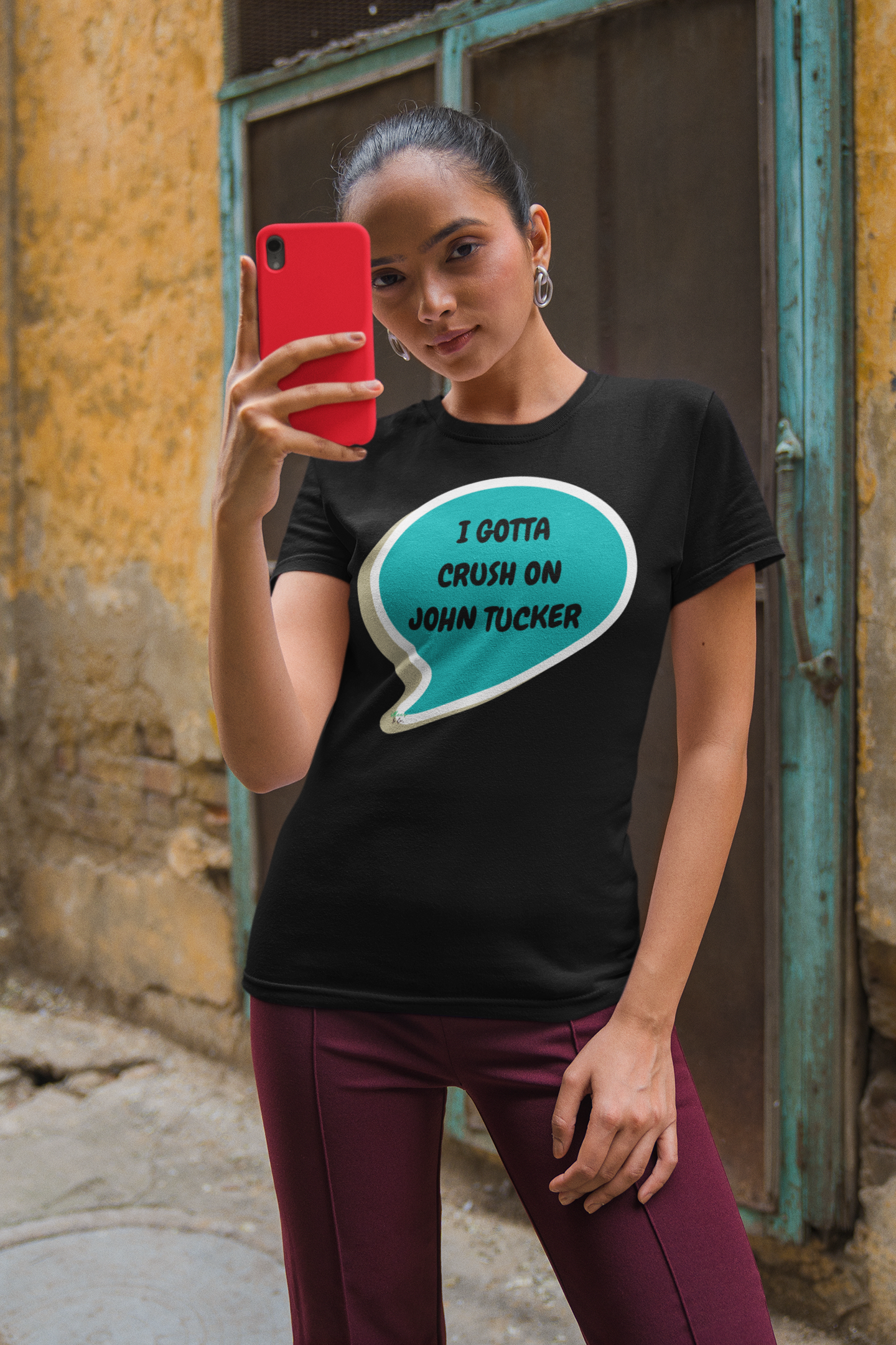 I GOTTA CRUSH ON JOHN TUCKER T-SHIRT HOCKEY PLAYER UNIQUE GRAPHIC UNISEX SPEECH BUBBLE SHIRT STREETWEAR FASHION OFF CAMPUS TEES OFF CAMPUS SERIES HOCKEY TEAM TEES BIRTHDAY GIFTS FOR WOMEN GIFT FOR MEN