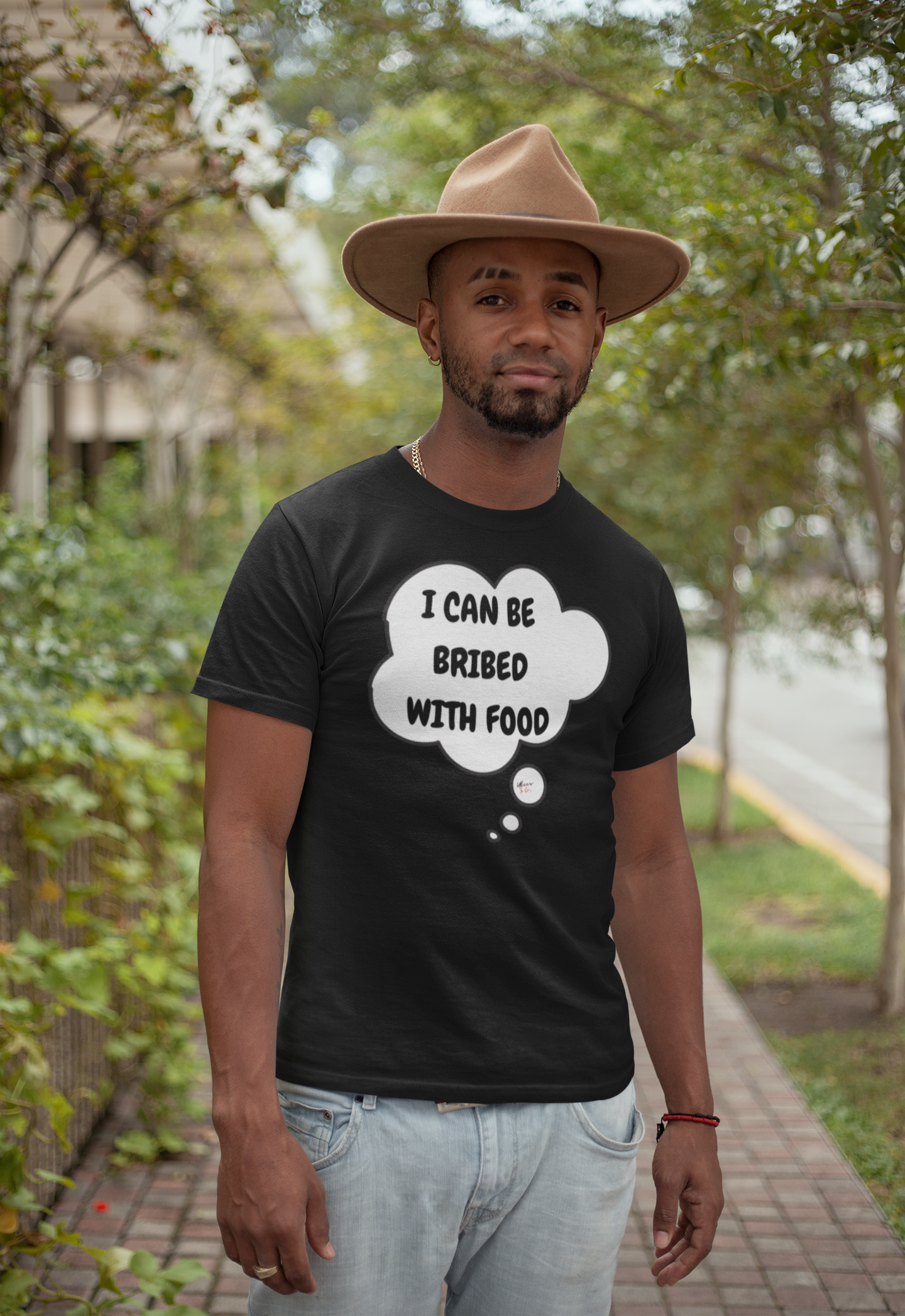 I CAN BE BRIBED WITH FOOD T-SHIRT IN THOUGHT BUBBLE UNISEX TSHIRT FUNNY SAYINGS T SHIRT SARCASTIC SAYINGS T-SHIRT SARCASM TEES