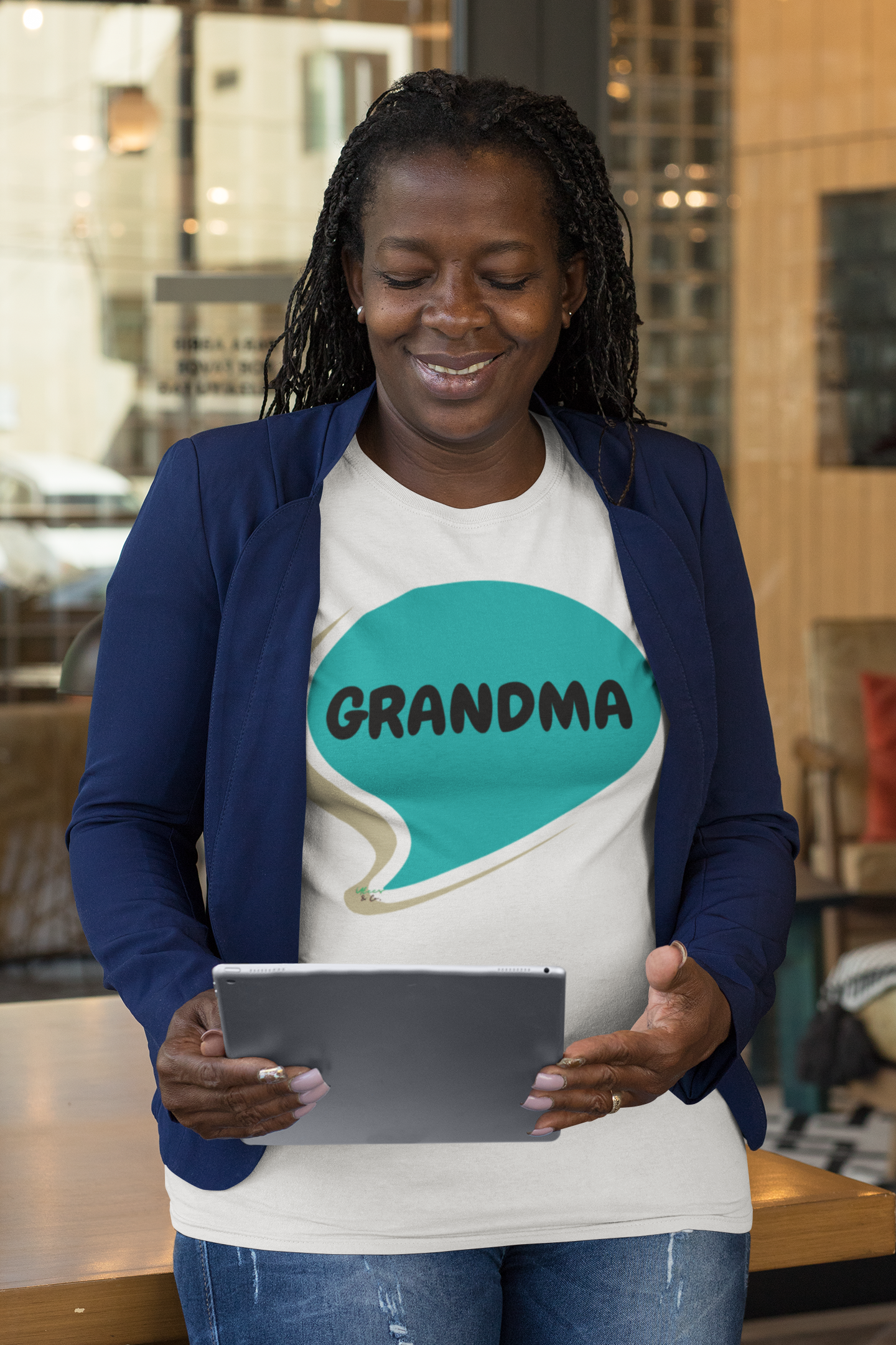 GRANDMA SHIRTS GIFTS FOR GRANDMA THANK YOU T-SHIRTS GRANDMA FIRST TIME GRANDMA TSHIRTS GRAPHIC UNISEX T-SHIRT IN SPEECH BUBBLE GIFT NEW GRANDMA GIFTS BIRTHDAY GIFT FOR GRANDMA GIFT FROM KIDS