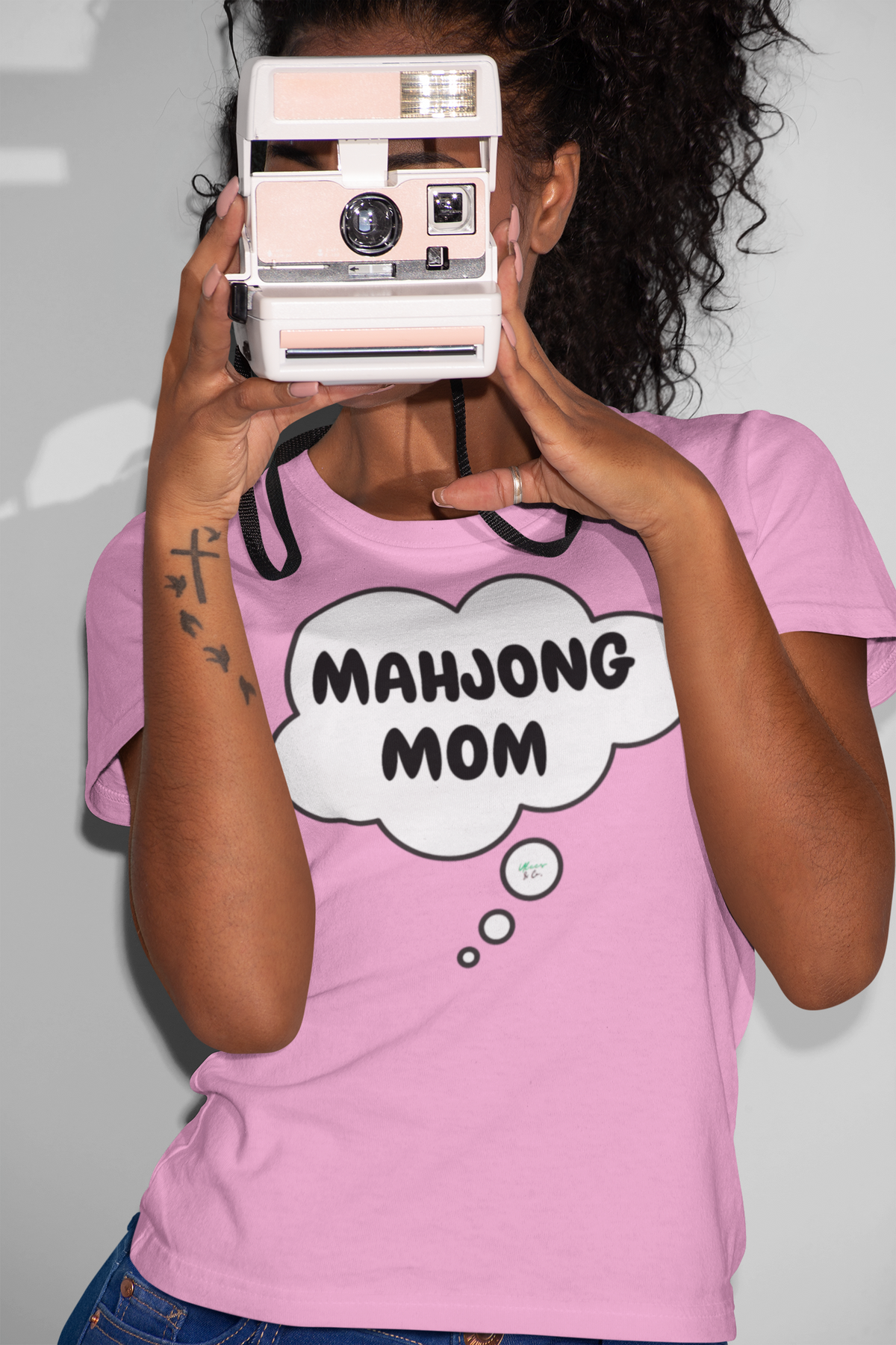 MAHJONG MOM T-SHIRT UNIQUE GRAPHIC UNISEX THOUGHT BUBBLE DESIGN SHIRT MAHJONG GAME TEES GIFT T-SHIRT MAHJONG PLAYERS SHIRTS BIRTHDAY GIFTS FOR WOMEN GIFT FOR MEN CLOTHING BRAND