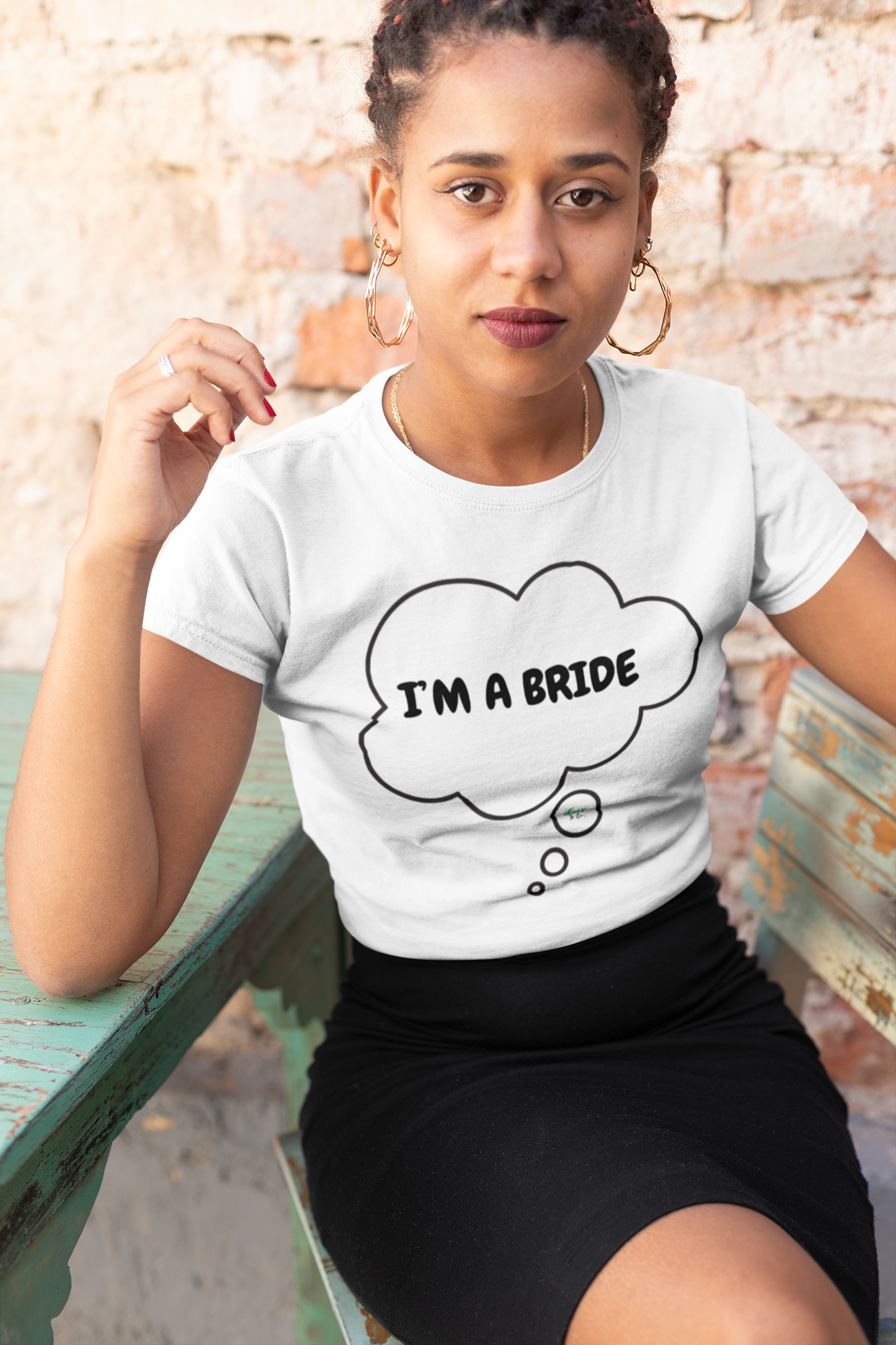 I'M A BRIDE T-SHIRT IN THOUGHT BUBBLE UNISEX TSHIRT GIFT FOR BRIDE GIFT FOR BACHLORETTE PARTY GIFT FOR A GIRLFRIEND OR FIANCÉE GIFT FOR BRIDAL PARTY FUTURE BRIDE T SHIRT