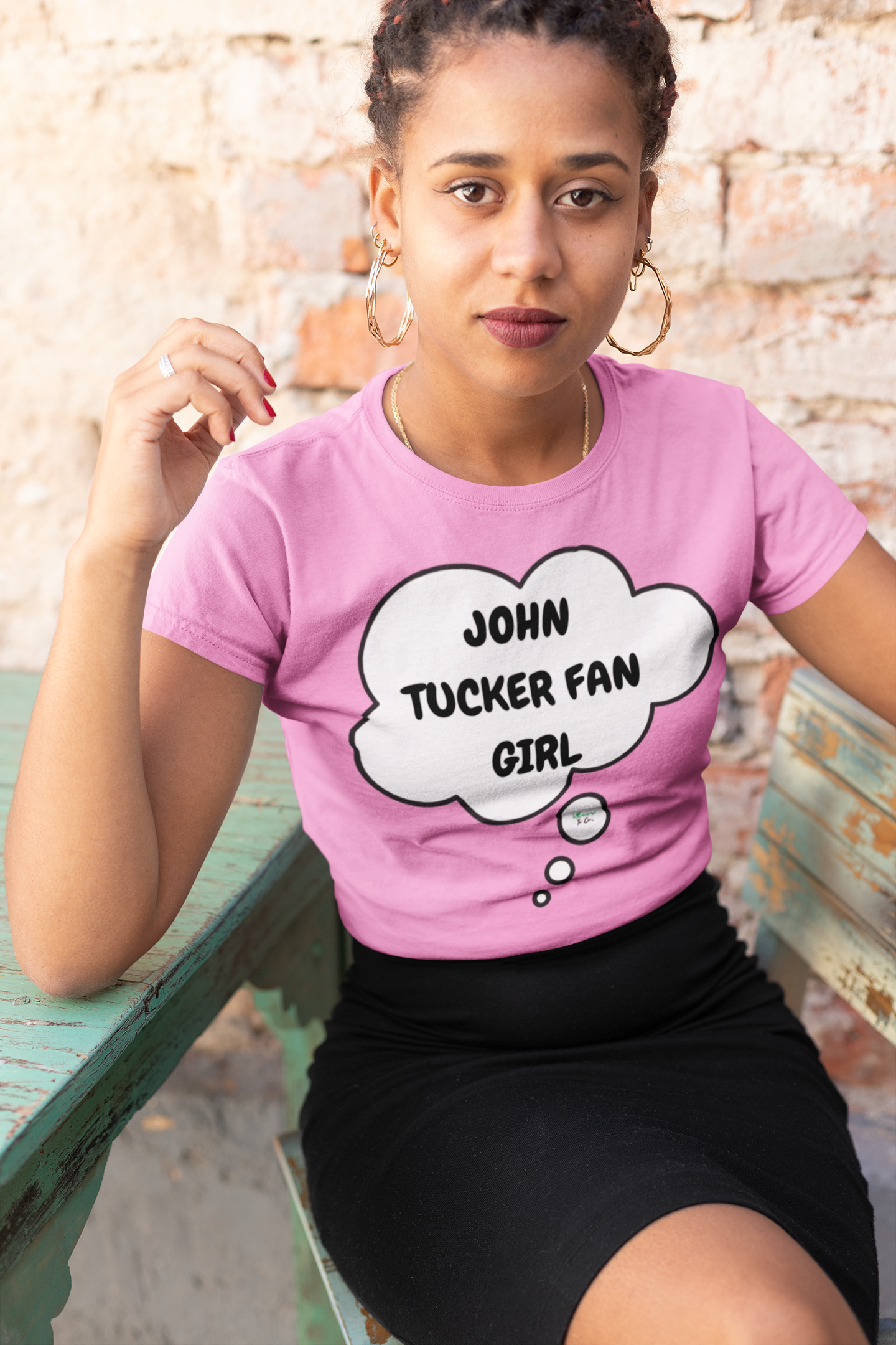 JOHN TUCKER FAN GIRL T-SHIRT HOCKEY PLAYER UNIQUE GRAPHIC UNISEX THOUGHT BUBBLE SHIRT STREETWEAR FASHION OFF CAMPUS TEES OFF CAMPUS SERIES HOCKEY TEAM TEES BIRTHDAY GIFTS FOR WOMEN GIFT FOR MEN
