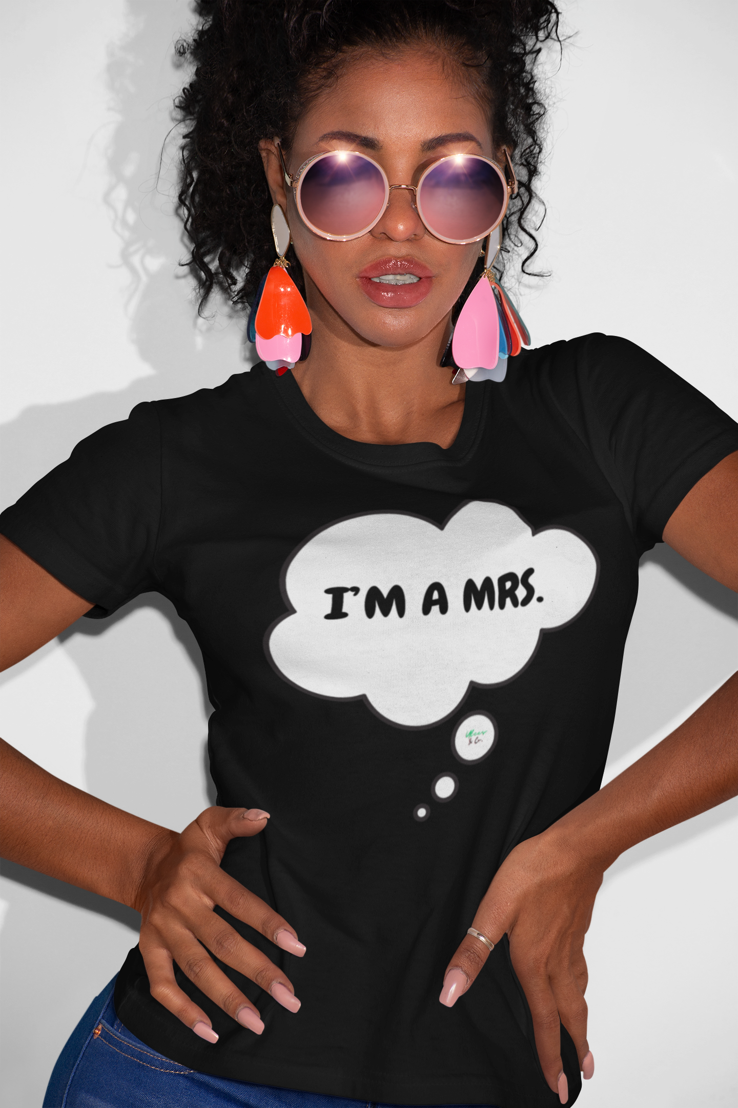 WIFE T-SHIRT GIFT FOR BRIDES WEDDING GIFT I'M A WIFE GRAPHIC UNISEX TSHIRT MARRIAGE GIFTS WIFE SHIRTS BIRTHDAY GIFT FOR WIFE ANNIVERSARY GIFT IN THOUGHT BUBBLE FOR WIFE BRIDAL GIFT FOR A FIANCÉE TEE FOR HER