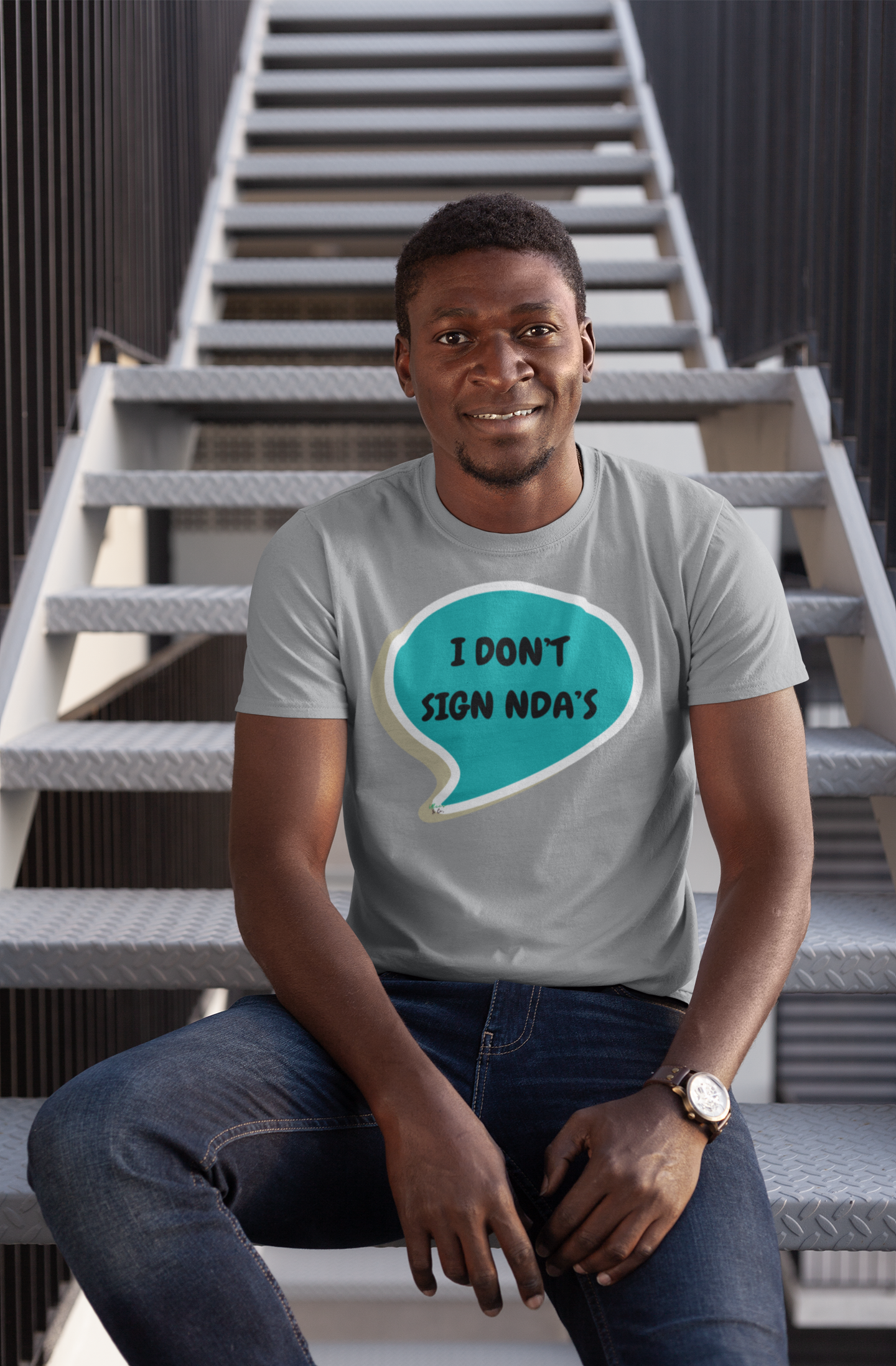 I DON'T SIGN NDA'S SHIRT UNIQUE GRAPHIC UNISEX IN SPEECH BUBBLE DESIGN SARCASTIC SAYINGS T-SHIRT SARCASM TEES BIRTHDAY GIFTS FOR WOMEN GIFT FOR MEN CLOTHING BRAND