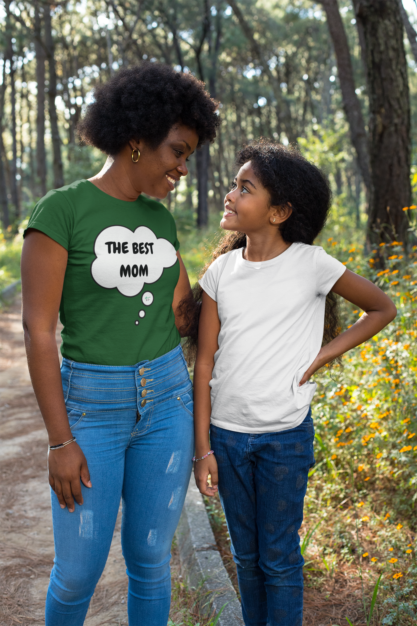 THE BEST MOM T-SHIRT IN THOUGHT BUBBLE GRAPHIC UNISEX T-SHIRT MOTHER'S DAY GIFT FOR MOM SHIRTS FOR MOTHER'S TEES FOR NEW MOM'S GIFTS FOR WOMEN CELEBRATE MOM HOLIDAY FOR MOTHER'S