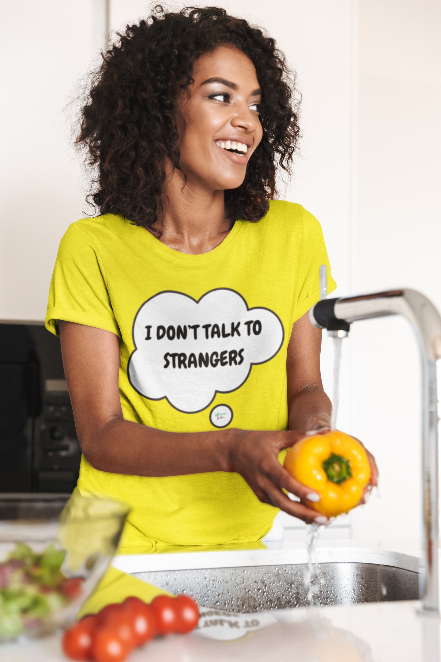 I DON'T TALK TO STRANGERS T-SHIRT IN THOUGHT BUBBLE UNISEX TSHIRT FUNNY SAYINGS T SHIRT SARCASTIC SAYINGS T-SHIRT SARCASM TEES
