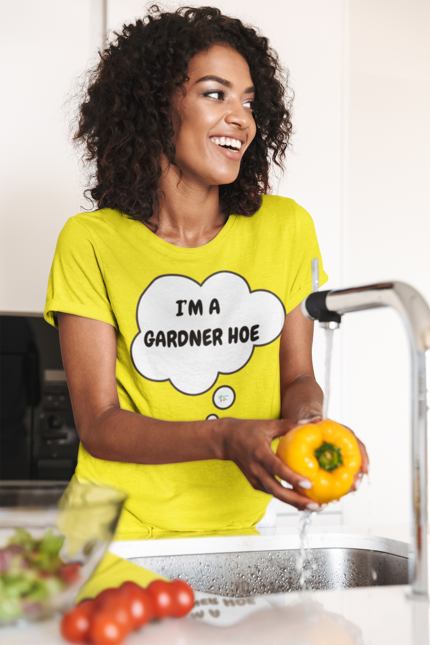 I'M A GARDNER HOE T-SHIRT IN THOUGHT BUBBLE UNISEX TSHIRT FUNNY SAYINGS T SHIRT SARCASTIC SAYINGS T-SHIRT SARCASM TEES GIFTS FOR WOMEN GIFT FOR MEN