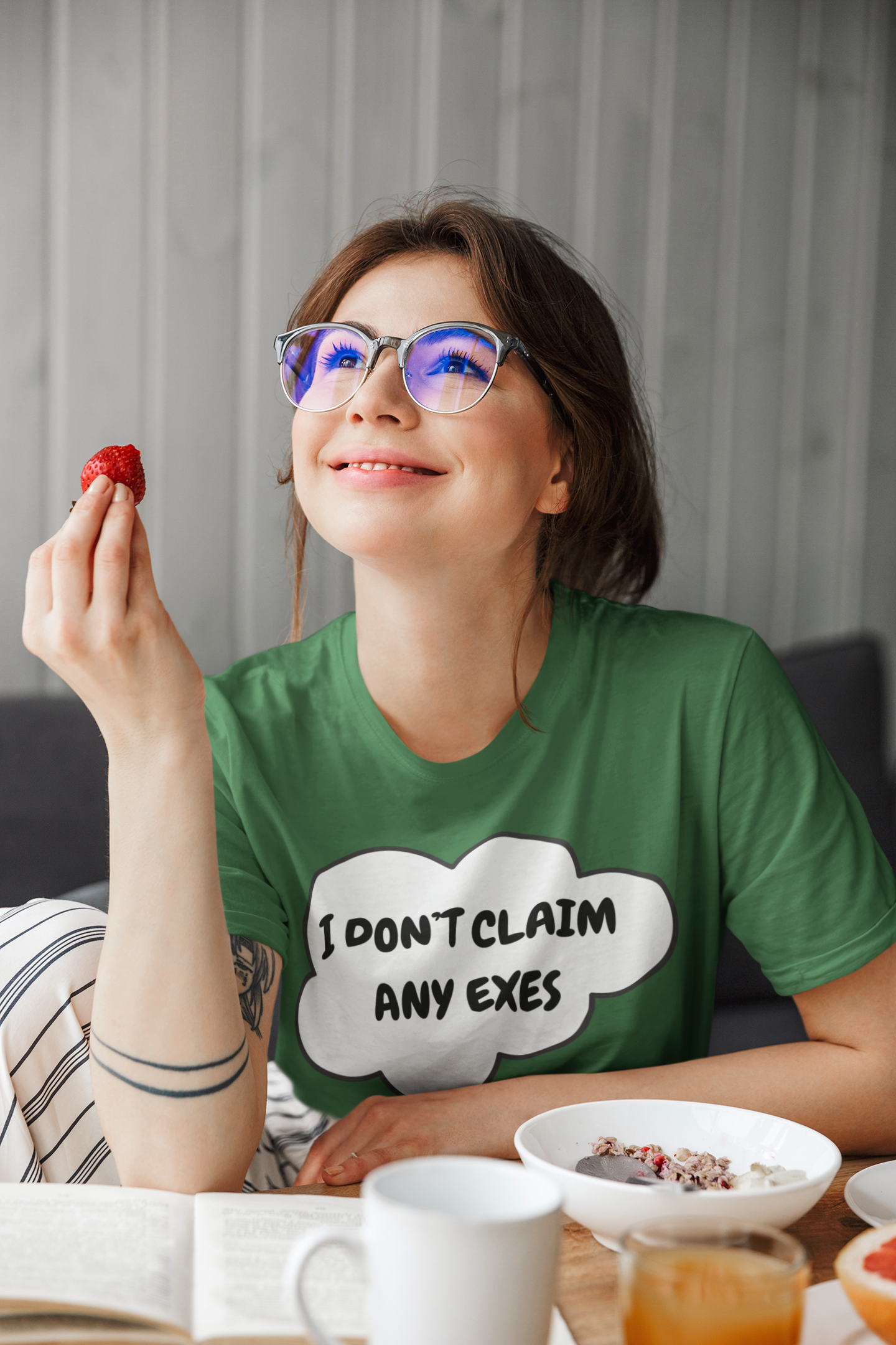 I DON'T CLAIM ANY EXES T-SHIRT IN THOUGHT BUBBLE UNISEX TSHIRT FUNNY SAYINGS T SHIRT SARCASTIC SAYINGS T-SHIRT SARCASM TEES GIFTS FOR WOMEN GIFT FOR MEN