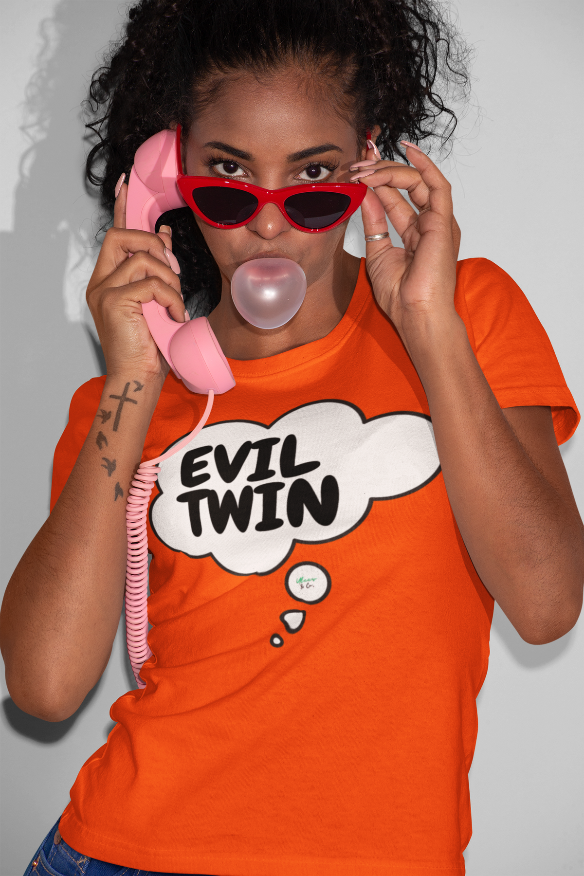 EVIL TWIN T-SHIRT UNIQUE GRAPHIC UNISEX THOUGHT BUBBLE DESIGN SHIRT STREETWEAR FASHION FUNNY SAYINGS TEES SARCASTIC SAYINGS T-SHIRT HILARIOUS SHIRTS SARCASM TEES BIRTHDAY GIFTS FOR WOMEN GIFT FOR MEN CLOTHING BRAND
