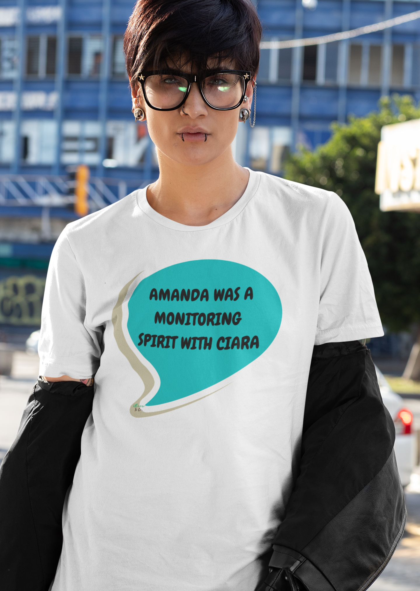 AMANDA WAS A MONITORING SPIRIT WITH CIARA T-SHIRT SUMMER HOUSE INSPIRED TEES IN SPEECH BUBBLE BRAVO DRAMA TEE SHIRTS UNIQUE GRAPHIC UNISEX T-SHIRTS GIFT FOR SARCASTIC TSHIRT FUNNY TEES CIARA MILLER AMANDA BATULA MEN GIFT FOR WOMEN BETRAYAL SHIRTS