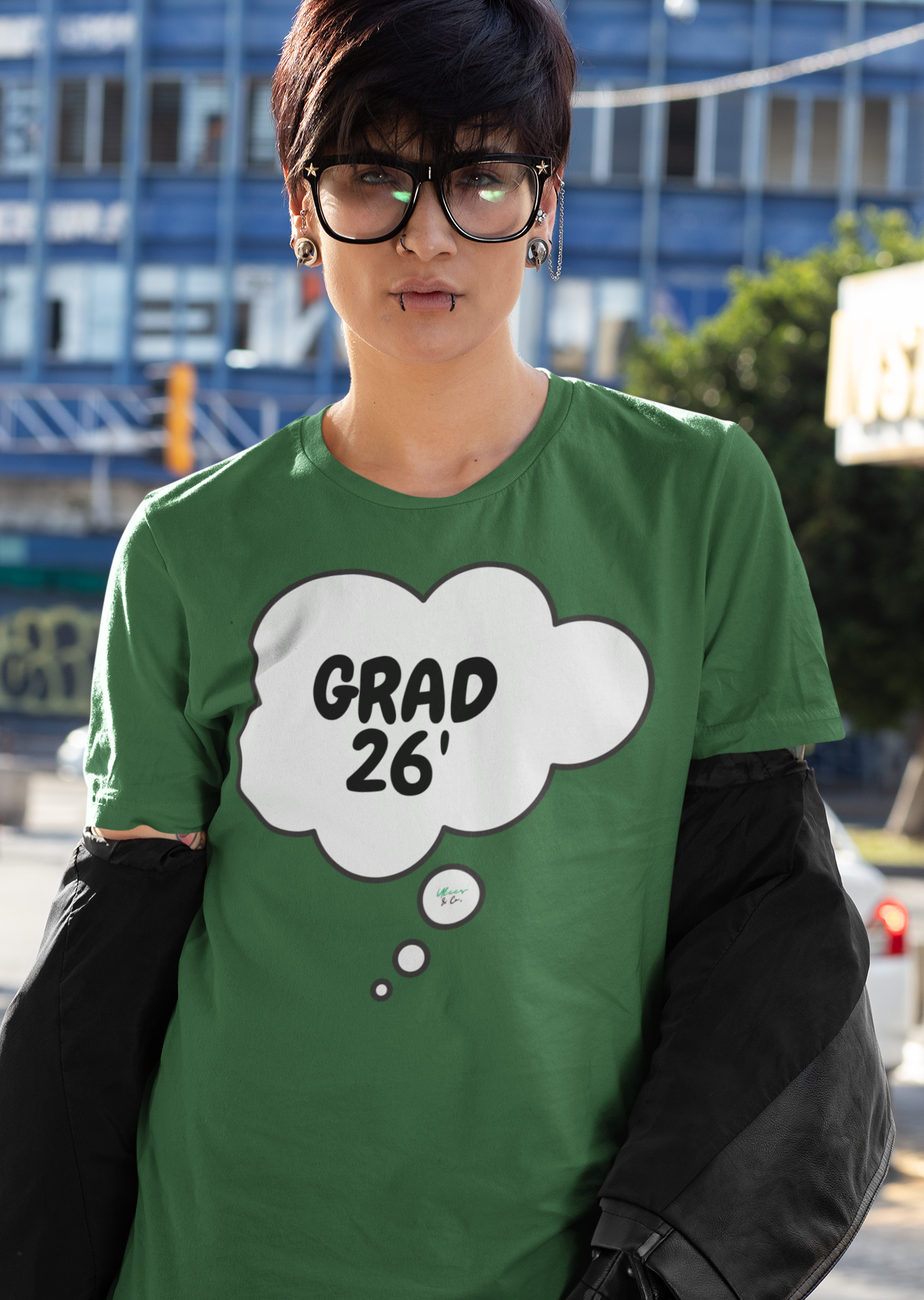 GRADUATION GIFT CONGRATULATIONS T-SHIRT GRAD 26' SHIRT CLASS OF 2026 SENIORS TEES 2026 GRADUATION GIFT THOUGHT BUBBLE GRADUATE GIFTS COLLEGE GRADUATION SHIRTS HIGH SCHOOL GRADUATION T SHIRTS