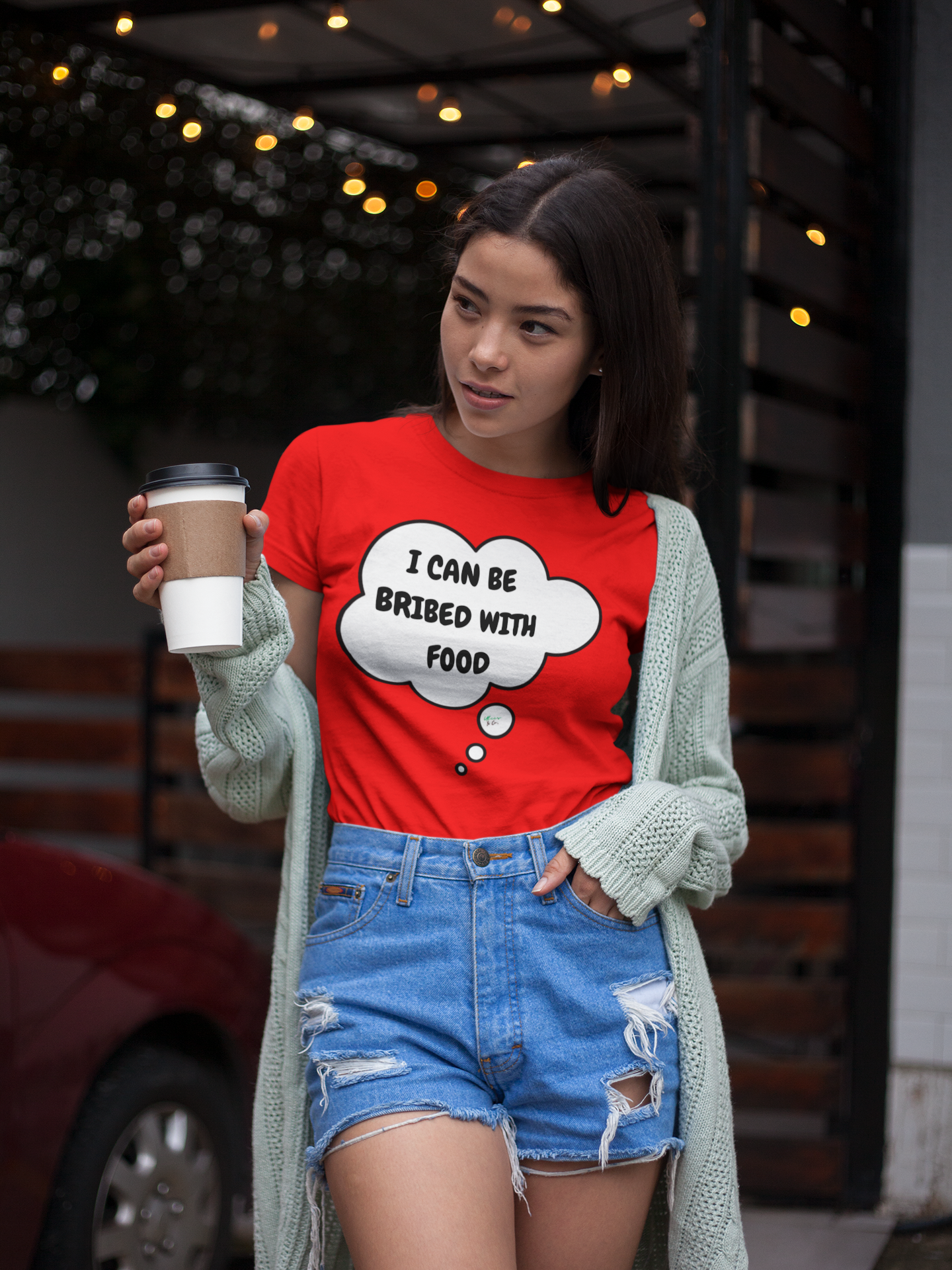I CAN BE BRIBED WITH FOOD T-SHIRT IN THOUGHT BUBBLE UNISEX TSHIRT FUNNY SAYINGS T SHIRT SARCASTIC SAYINGS T-SHIRT SARCASM TEES