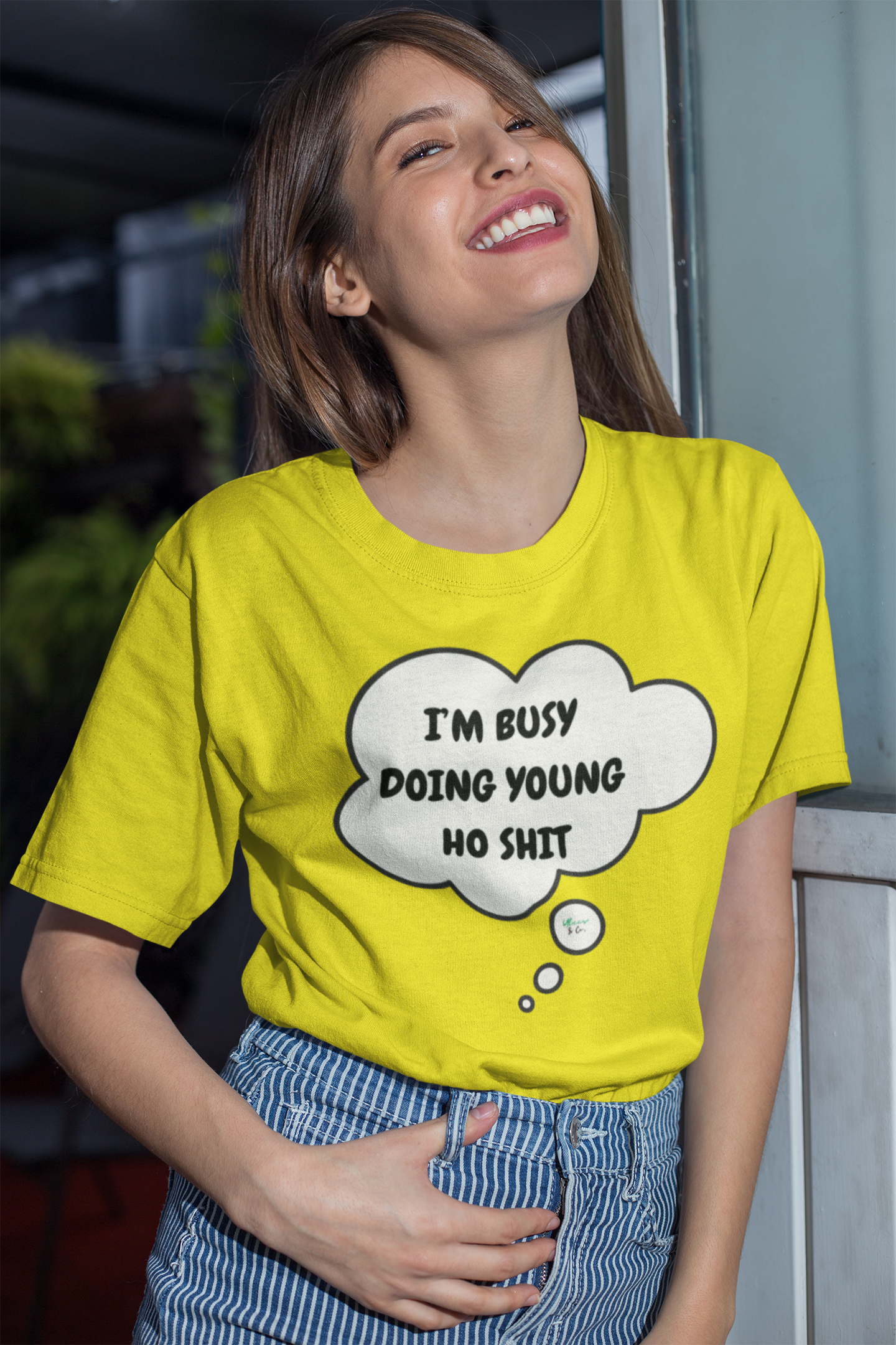 VIRAL TRENDS SHIRTS I'M BUSY DOING YOUNG HO SHIT T-SHIRT GRAPHIC UNISEX T-SHIRT I'M A YOUNG HO TREND UNIQUE GIFT CUSTOM GIFT CUSTOM TSHIRT BIRTHDAY GIFT IN SPEECH BUBBLE TRENDING MEME SHIRT FOR WOMEN SHIRT FOR MEN